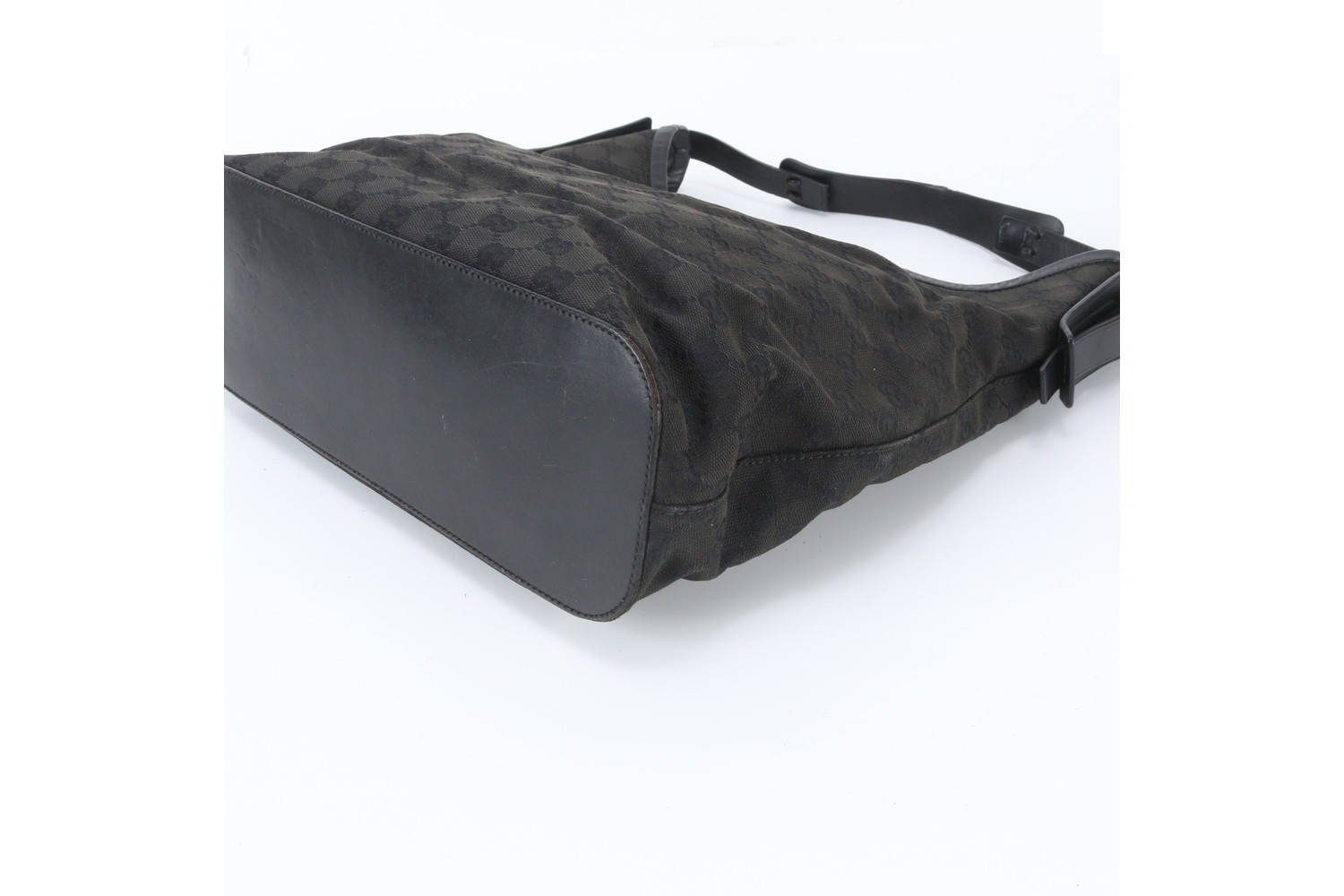 GG Canvas 106242 Leather Shoulder Bag — view 5