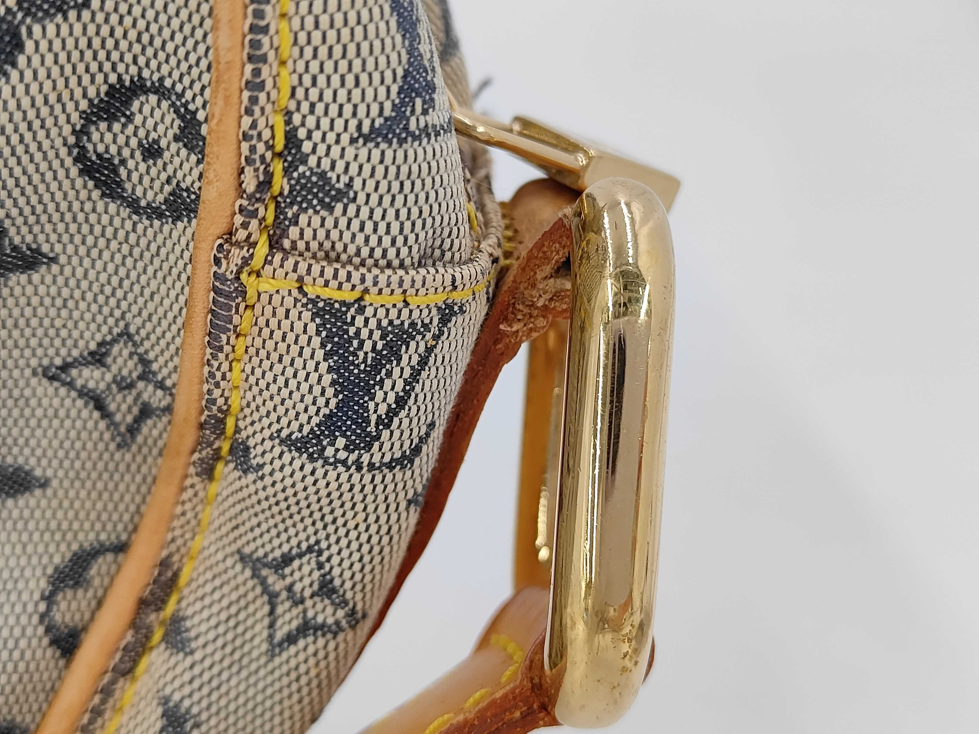 LV Pouch Shoulder Bag — view 3