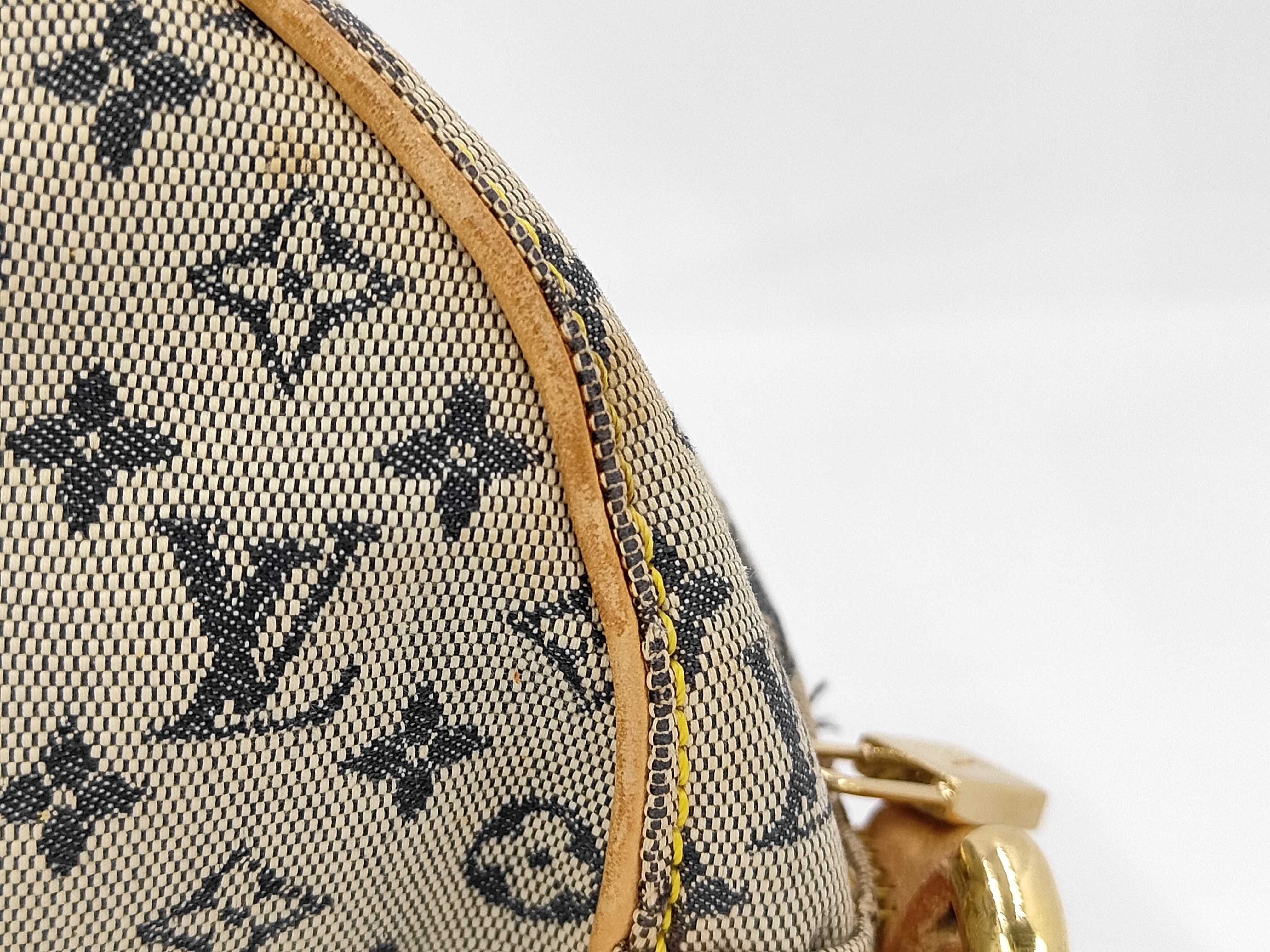 LV Pouch Shoulder Bag — view 4