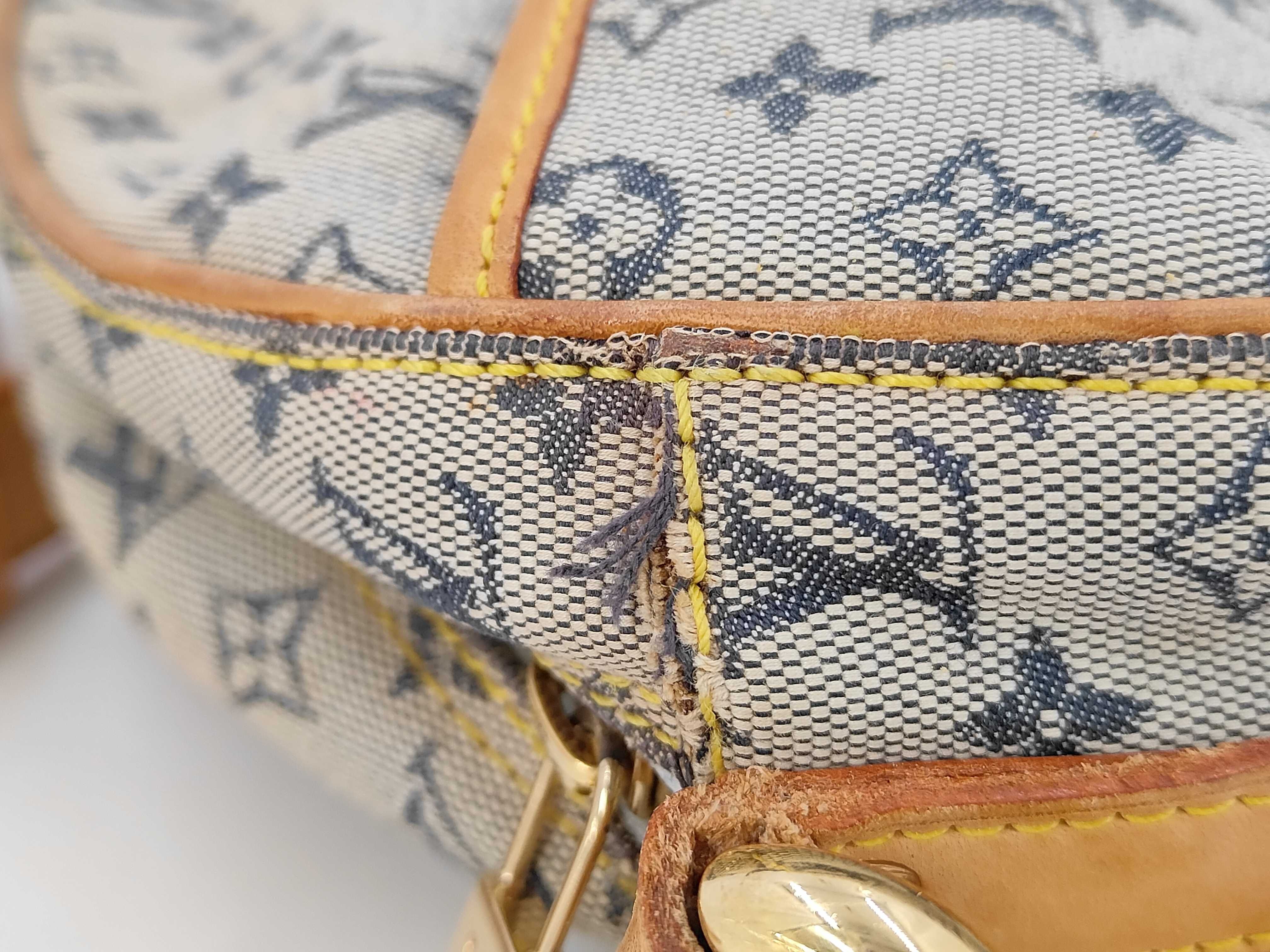 LV Pouch Shoulder Bag — view 7