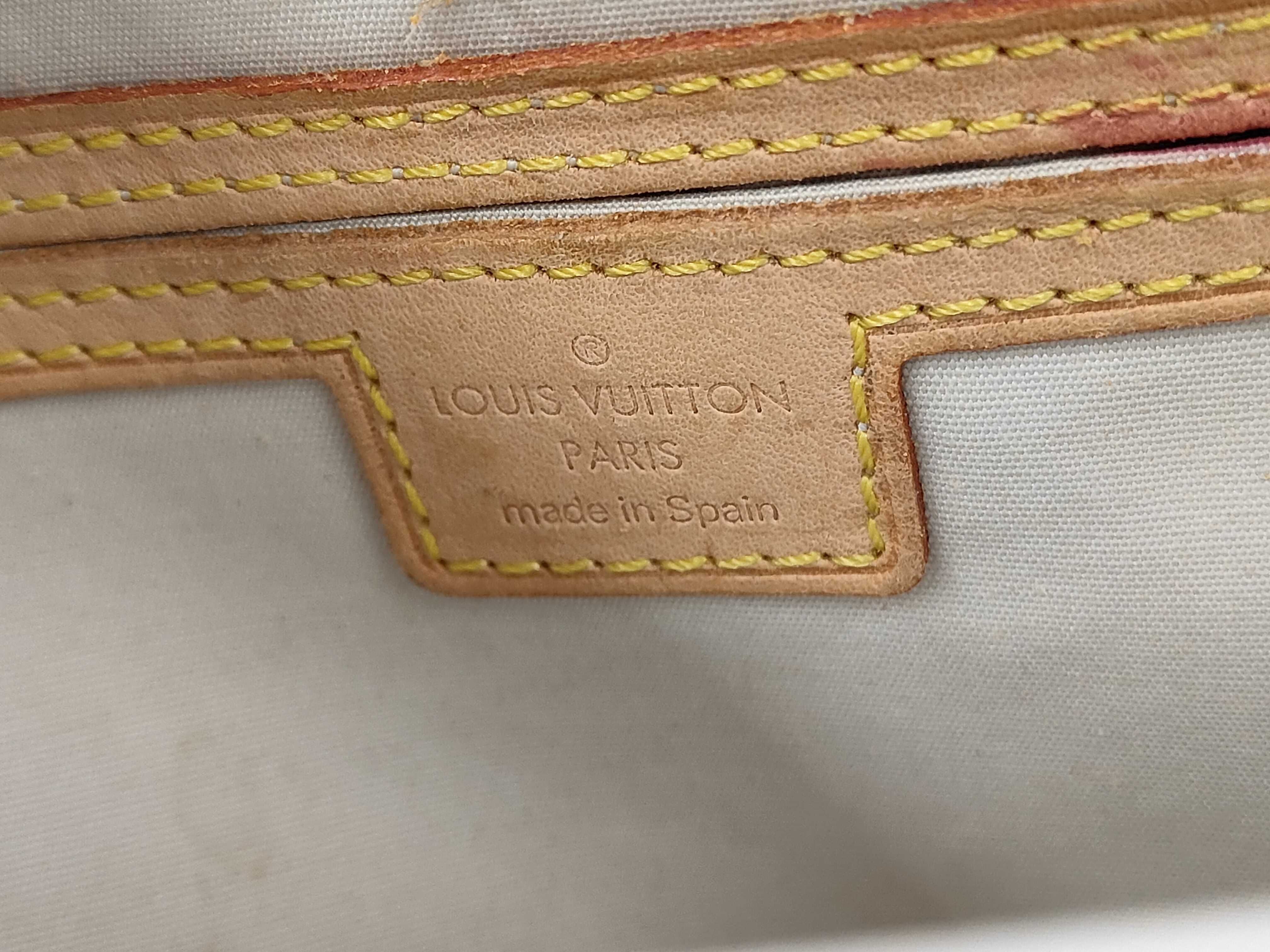LV Pouch Shoulder Bag — view 10