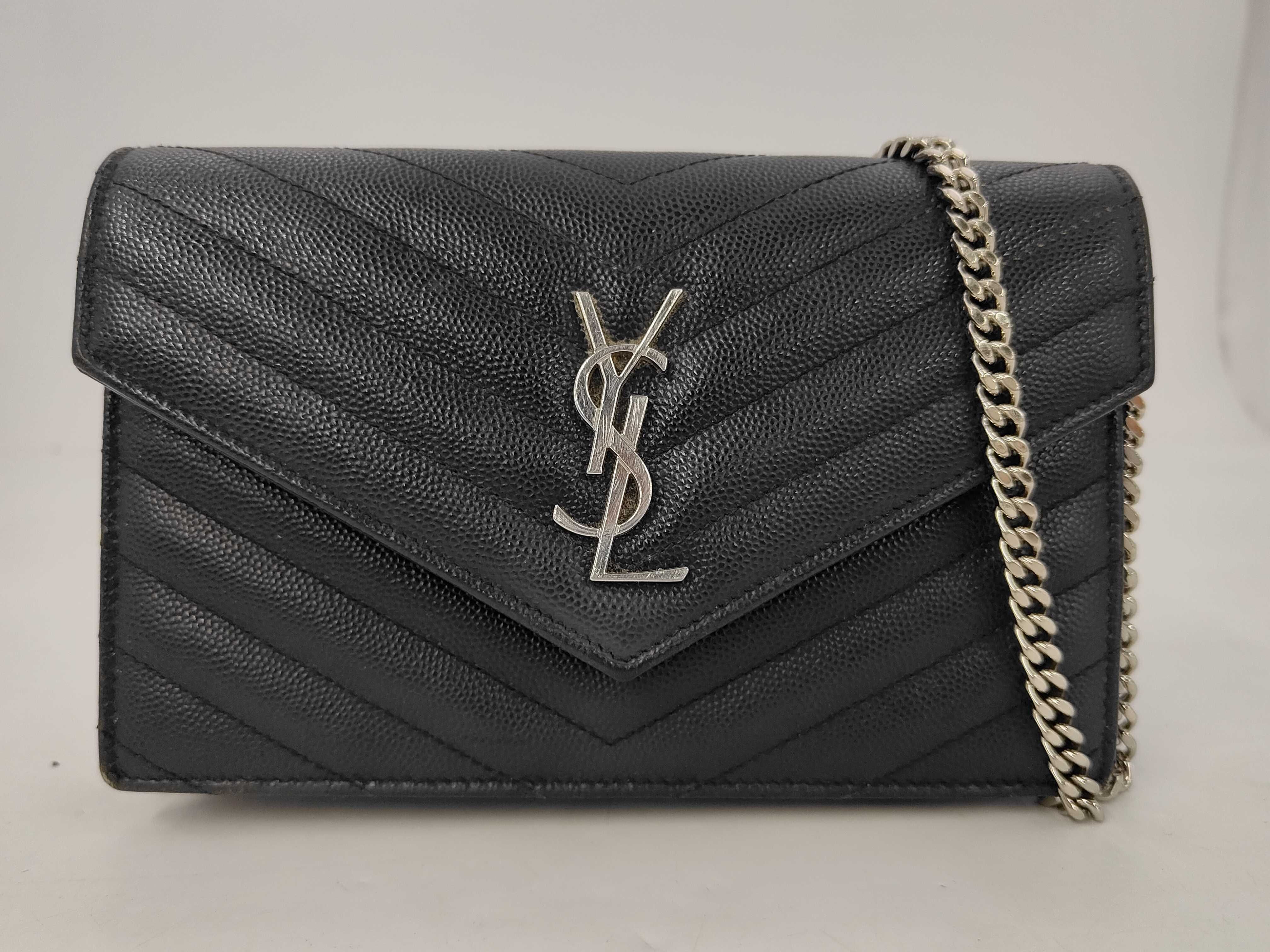 Paris Cassandra Leather Chain Shoulder Bag Black Shoulder Bag