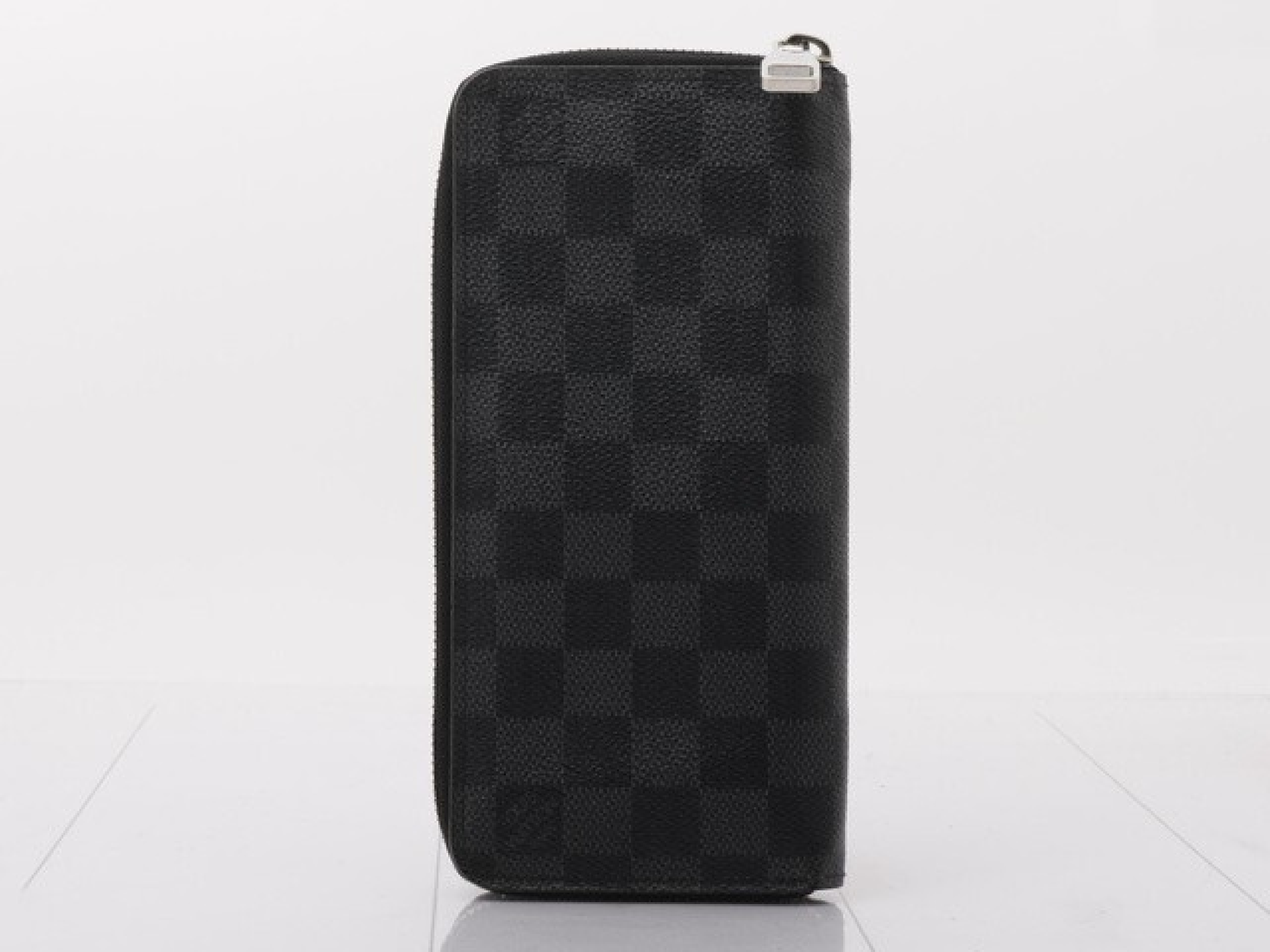 Zippy Wallet Vertical Bag — view 2