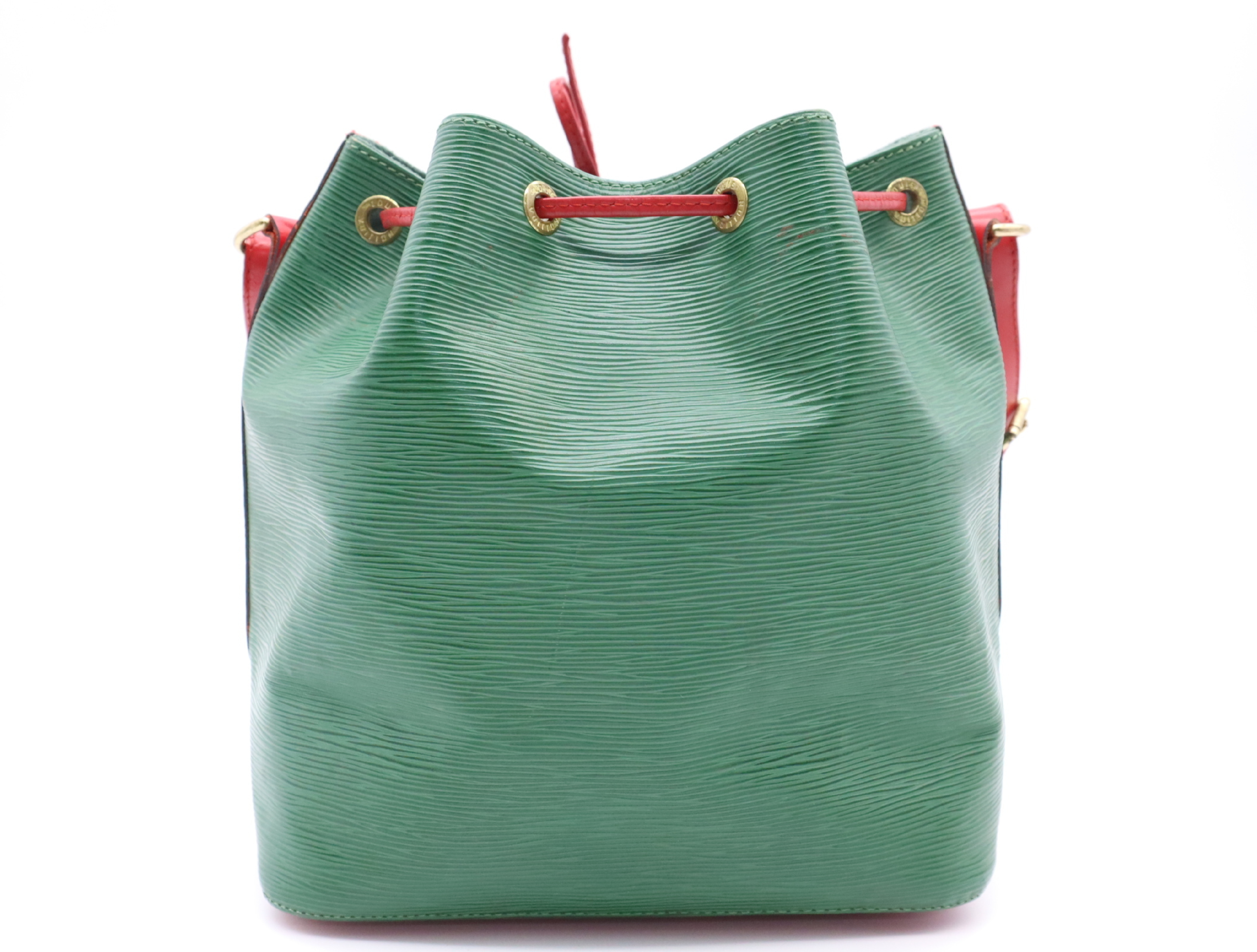 M44147 Epi Petit Noe Borneo Green Castilian Red Shoulder Bag — view 2