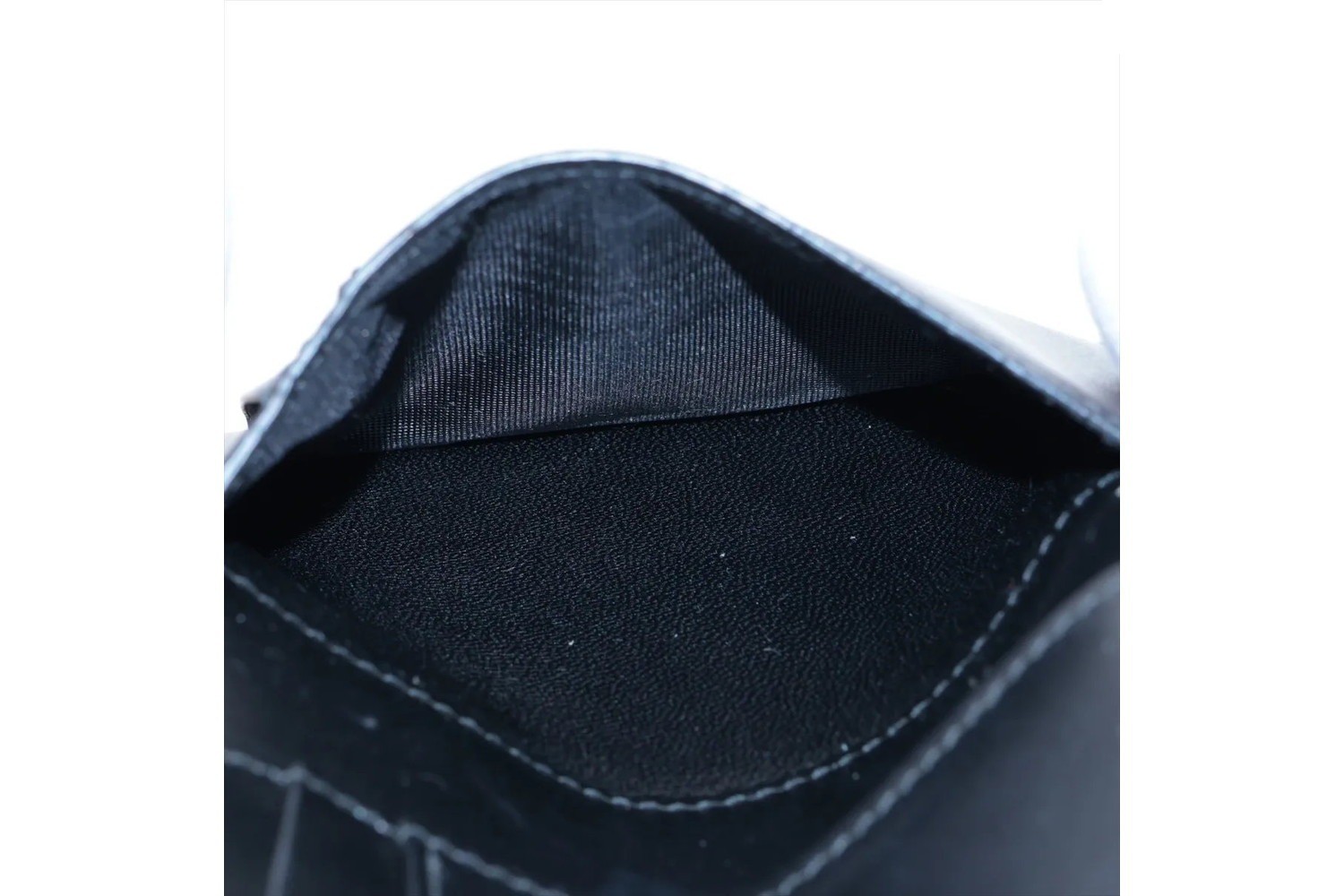 Serpenti Forever Leather Card Case — view 5