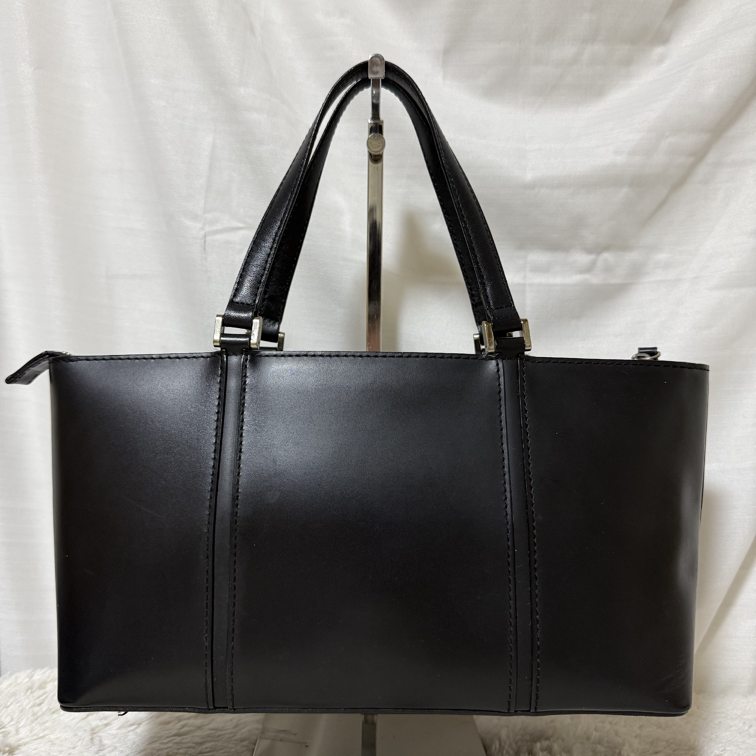 Black Handbag — view 2