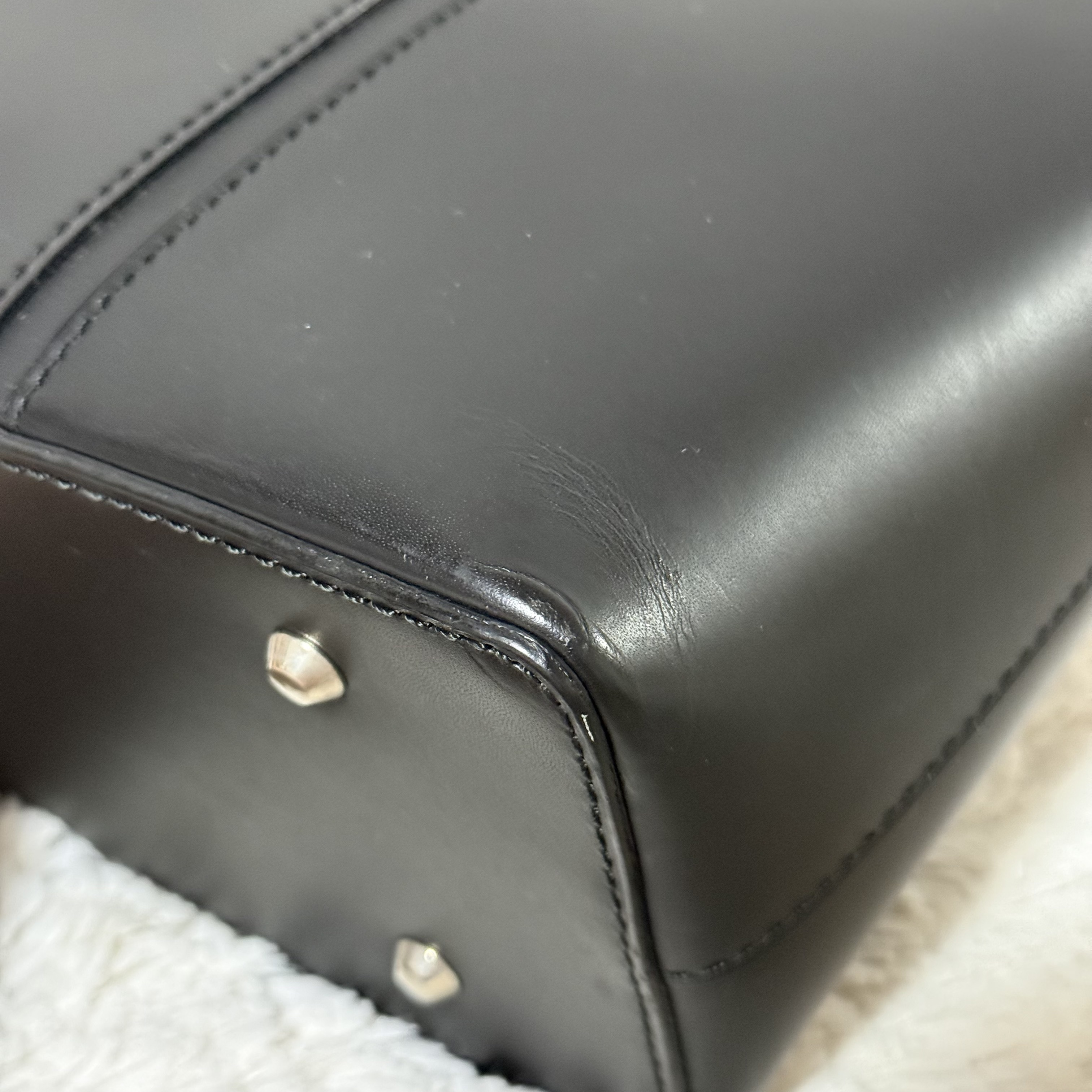 Black Handbag — view 9