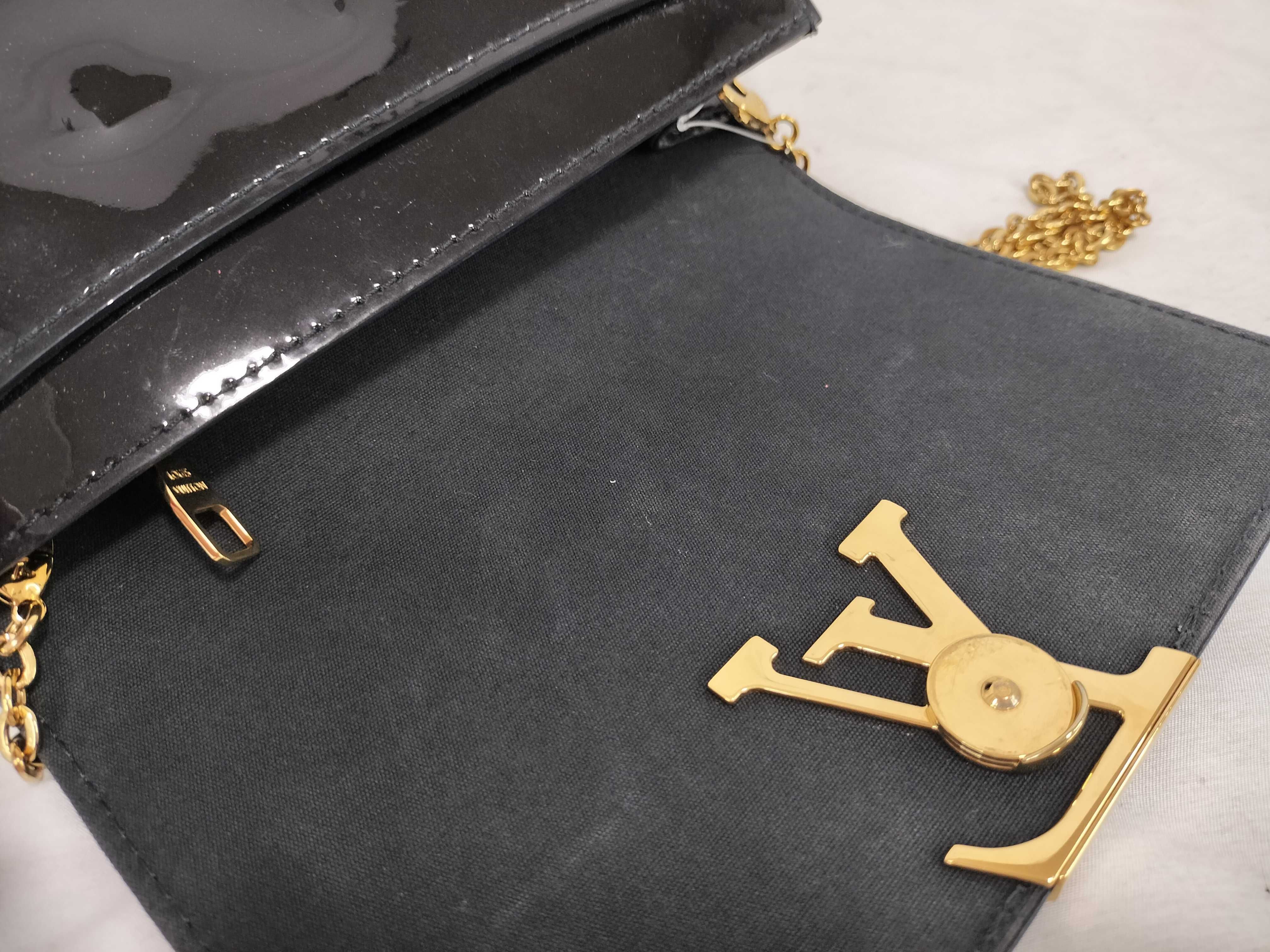 Chain Pouch Shoulder Bag — view 8