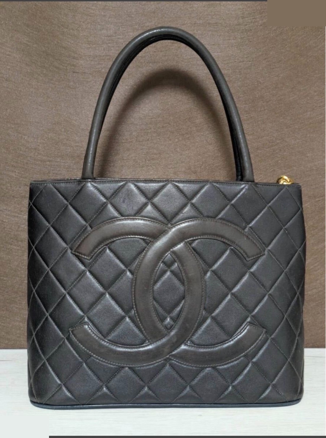 caviar skin (bag)