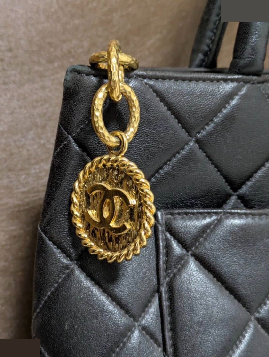 caviar skin (bag) — view 3
