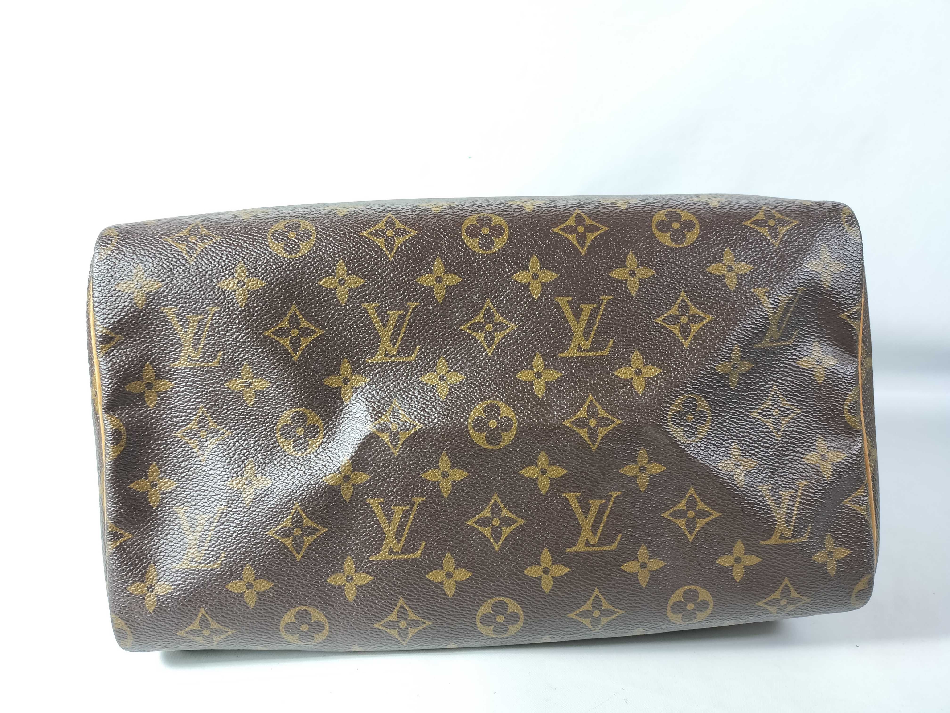 Monogram Louis Vuitton Speedy 30 Monogram Handbag — view 6