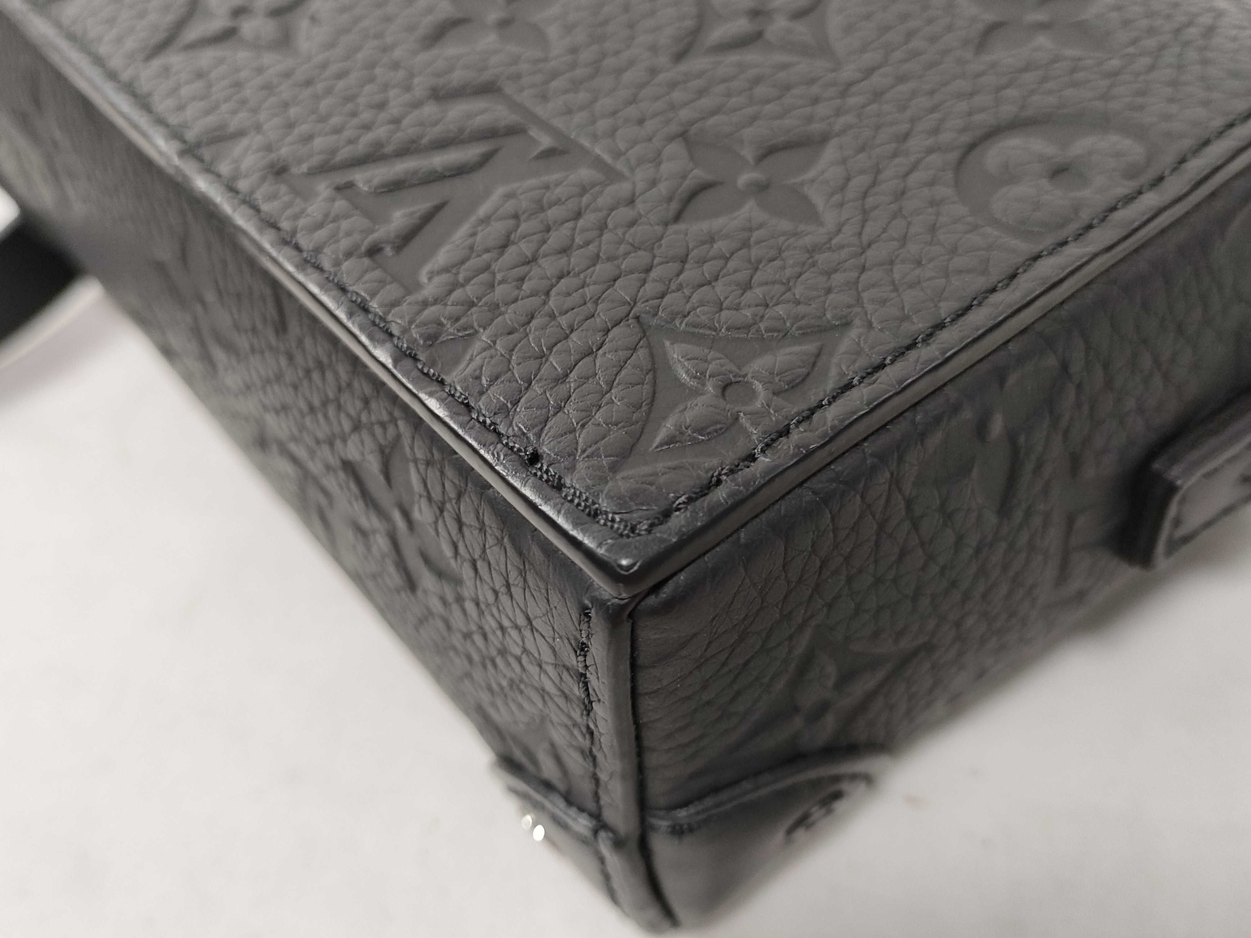 LV Monogram Taurillon M81746 RFID-enabled Shoulder Bag — view 4