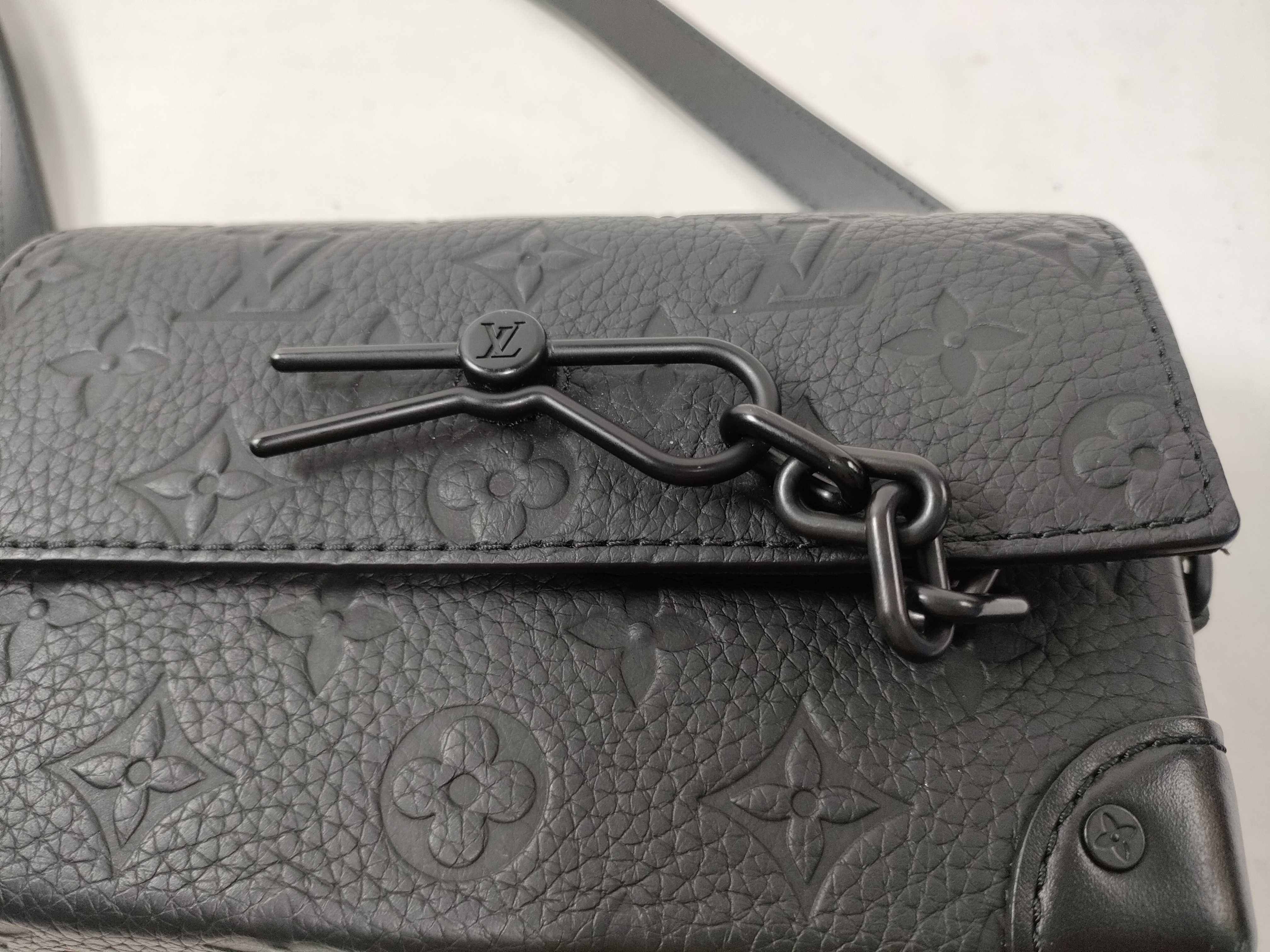 LV Monogram Taurillon M81746 RFID-enabled Shoulder Bag — view 9