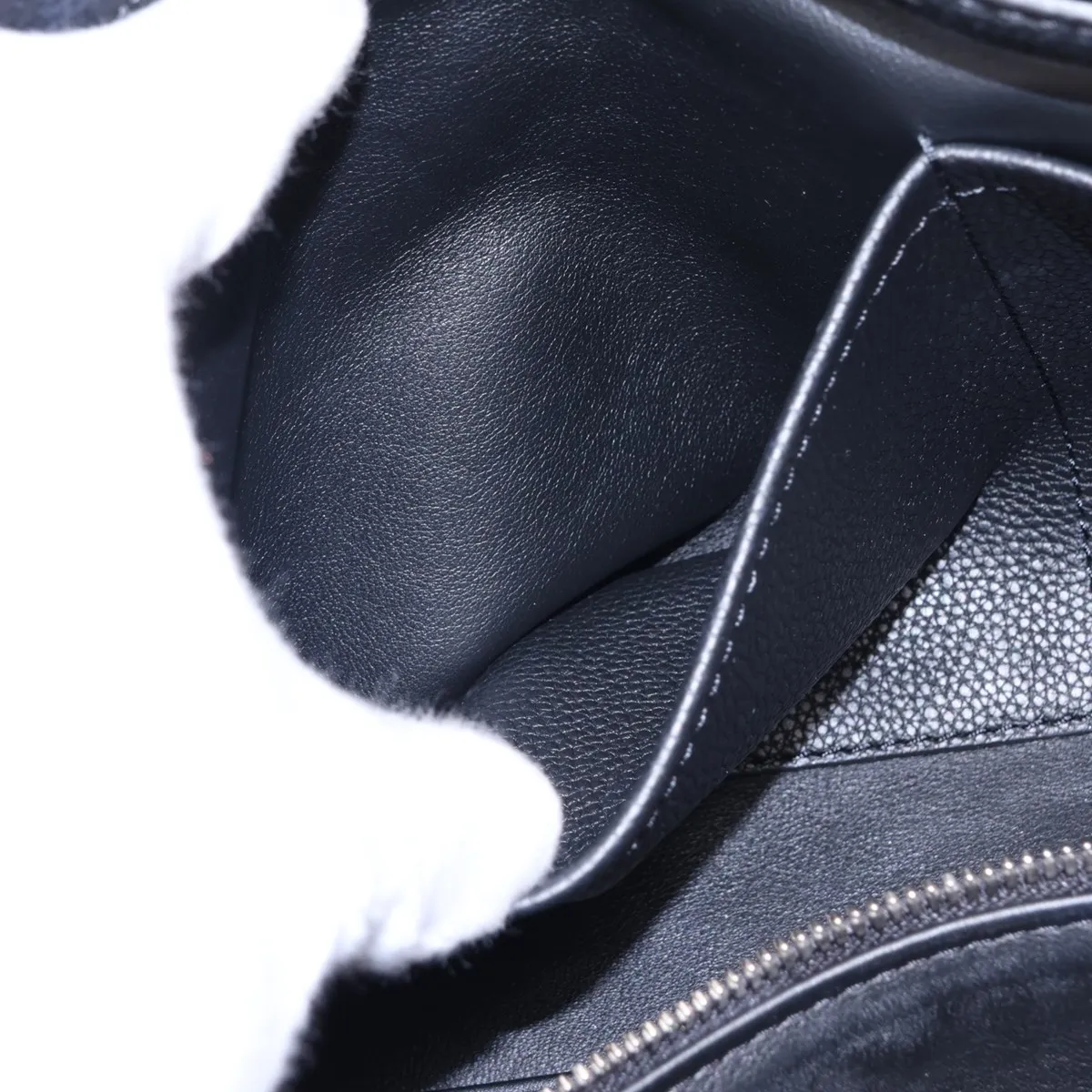 LV logo Georges Tote MM M23153 Black (RFID detected) — view 11