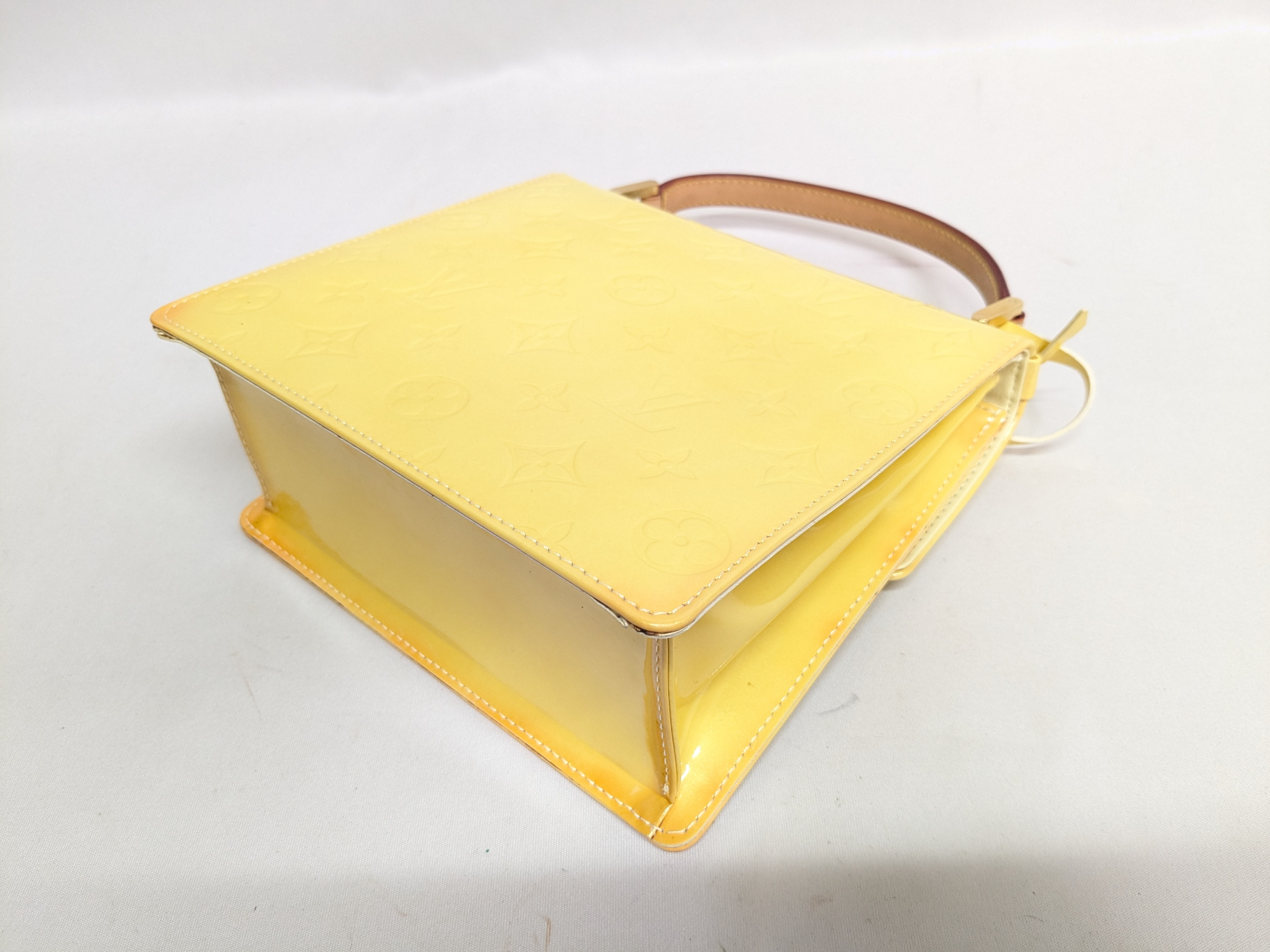 LV Vernis Spring Street Handbag — view 6