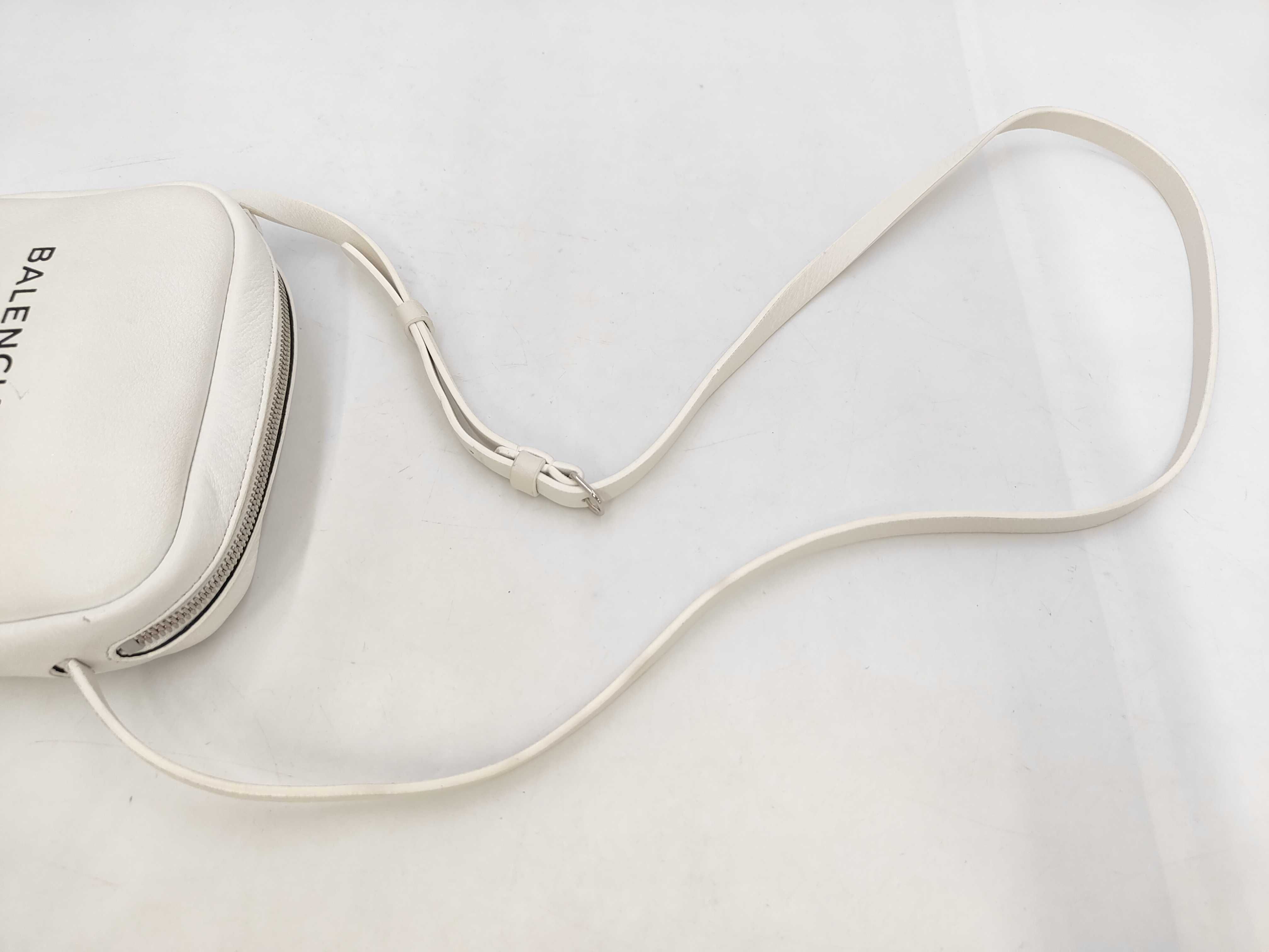 Everyday Camera Bag XS Shoulder Bag — view 5