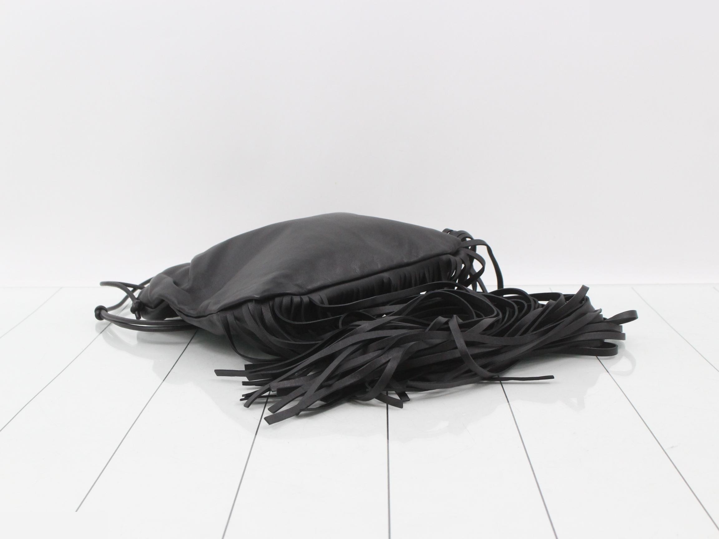 Intrecciato (bag) - Shoulder bag - Black — view 5