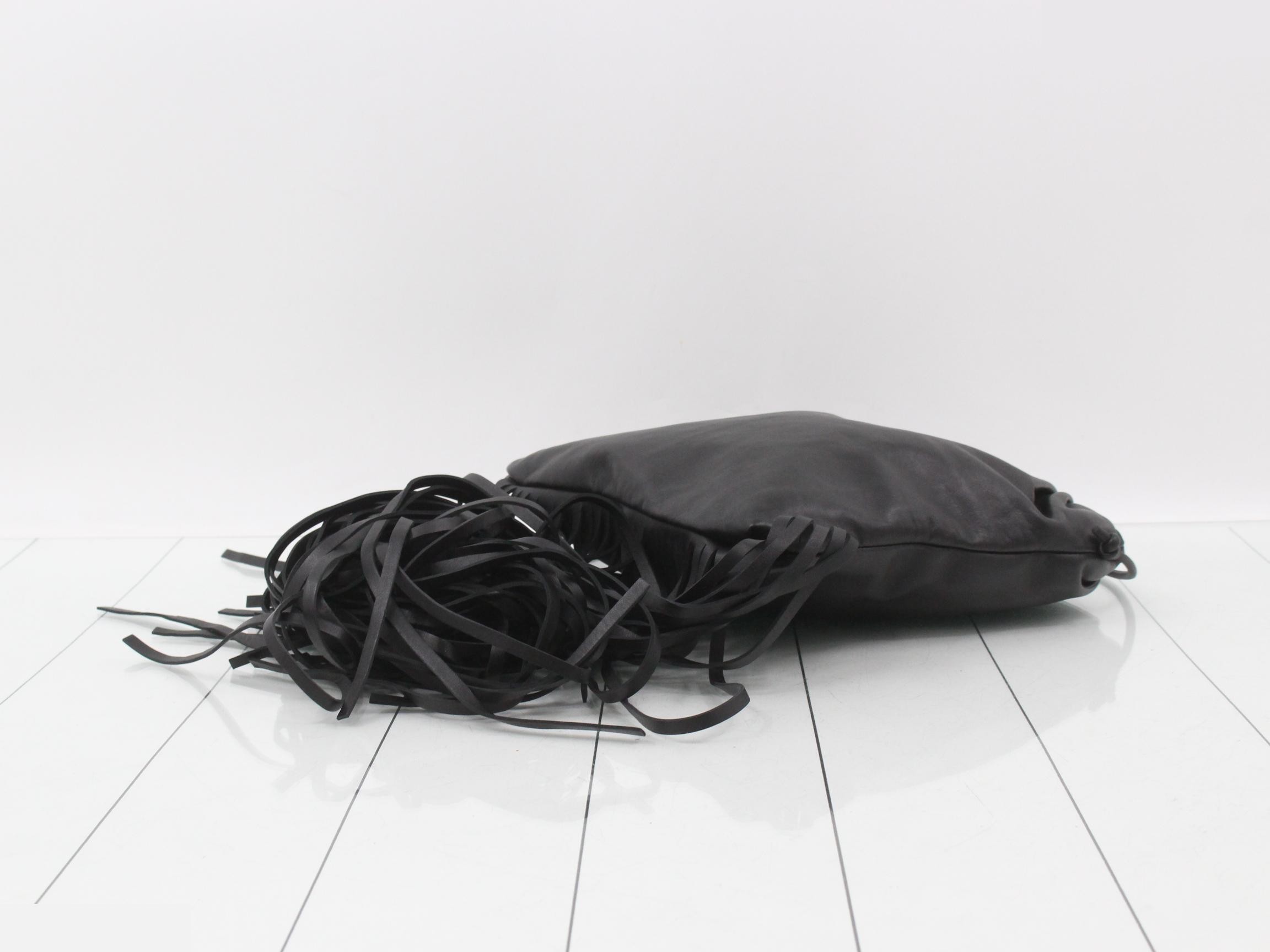 Intrecciato (bag) - Shoulder bag - Black — view 6