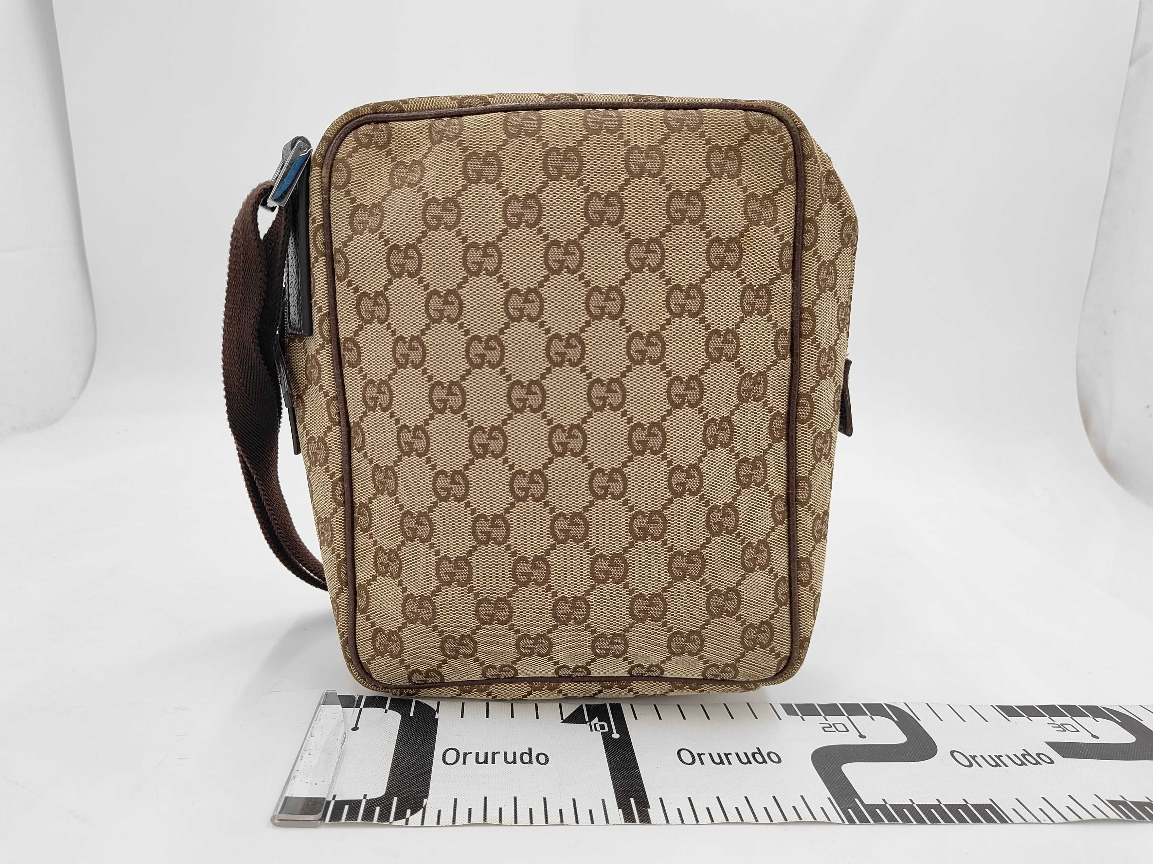GG Canvas Shoulder Bag 122759 — view 2