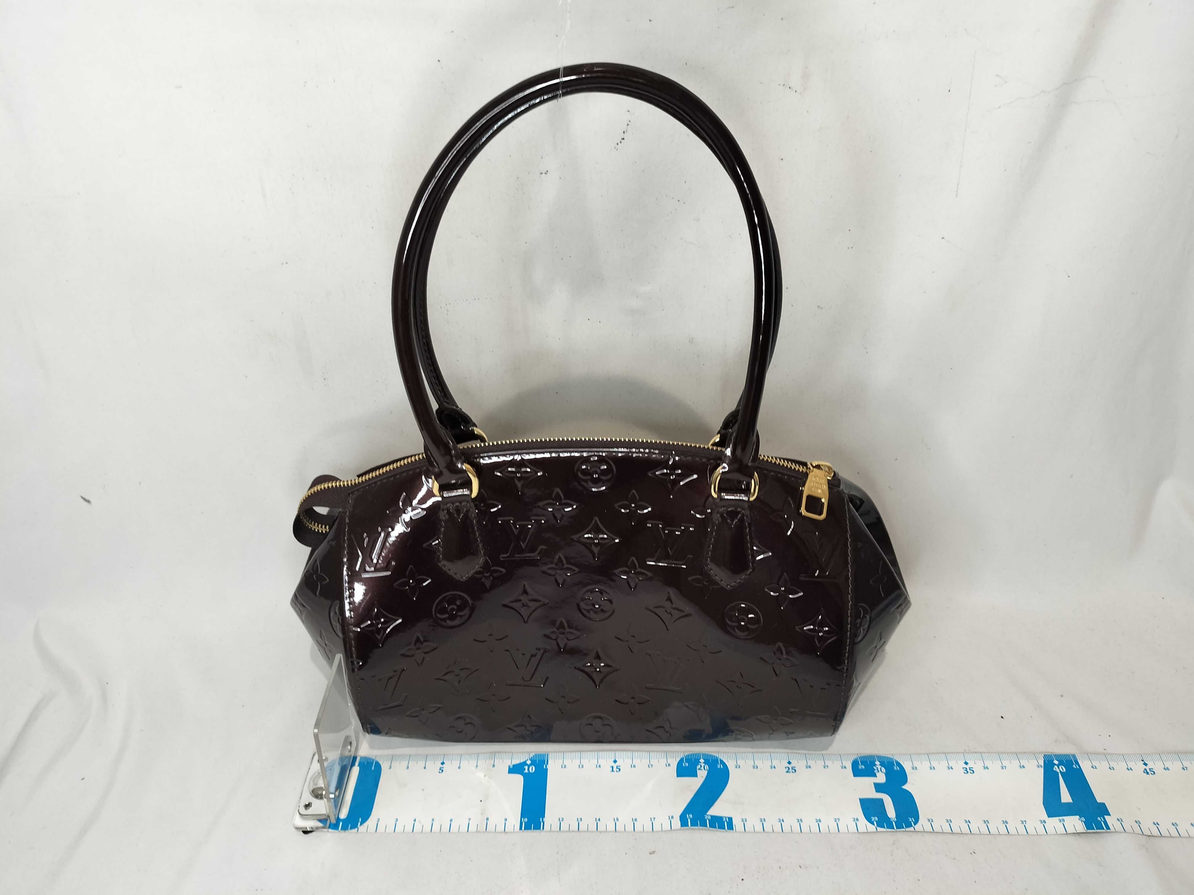 Vernis Sherwood Handbag — view 2