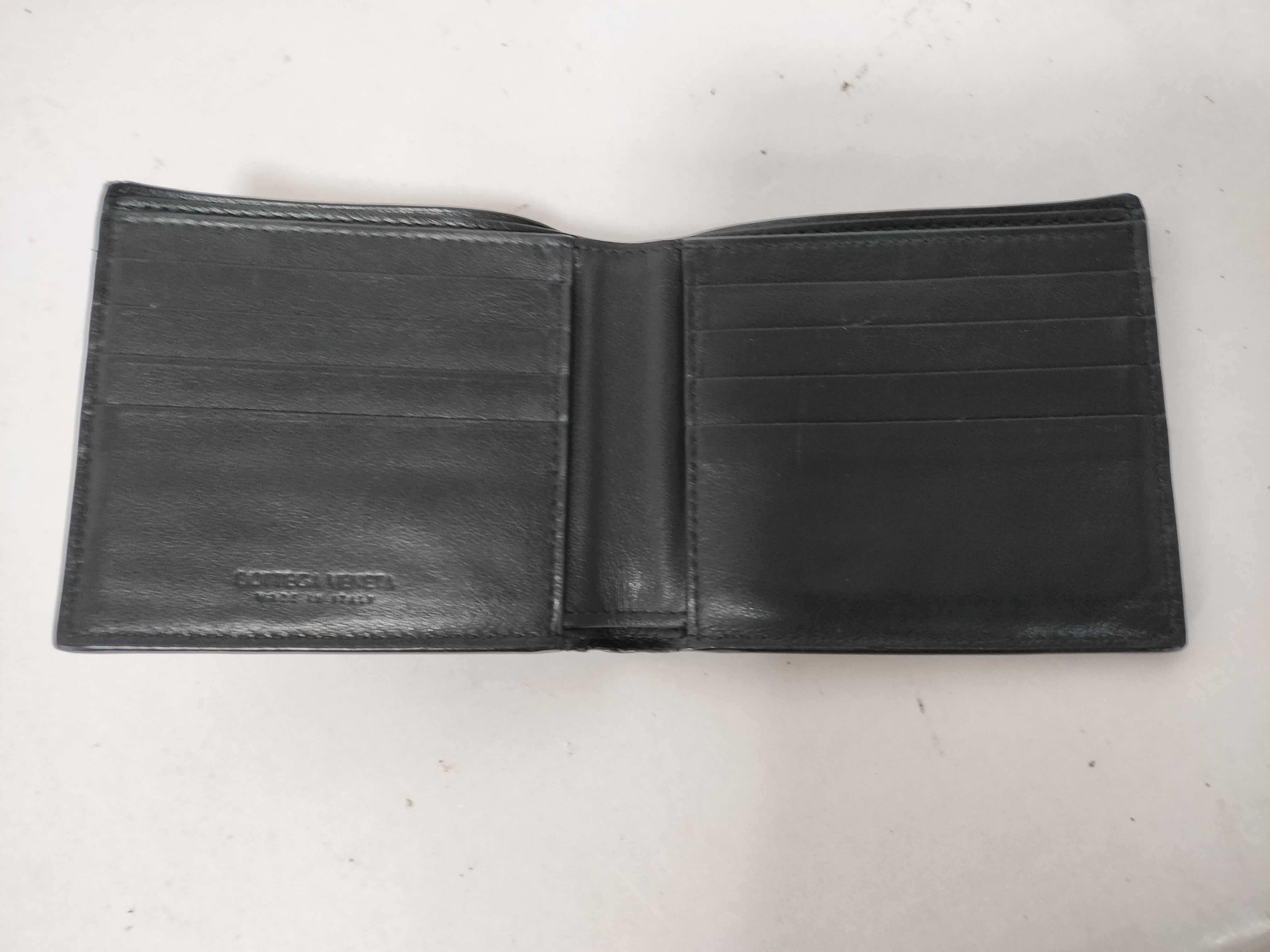 Intrecciato Bottega Veneta New Model Bi-fold Wallet Black — view 7