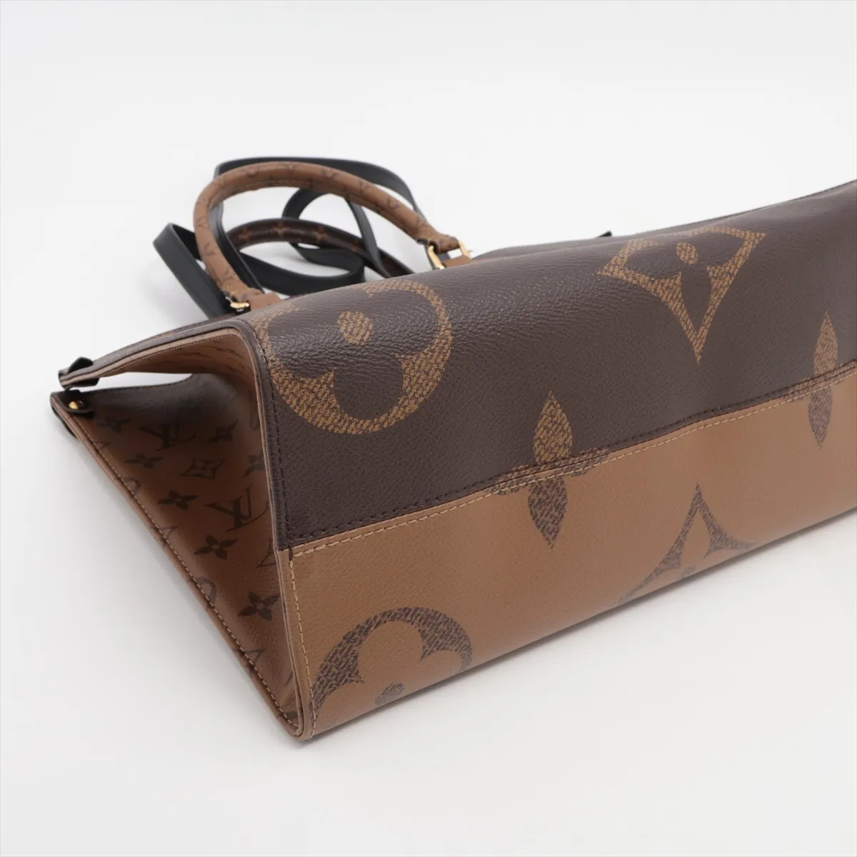 Giant Monogram Reverse On the Go MM M45321 FL3260 Brown RFID reaction available — view 4