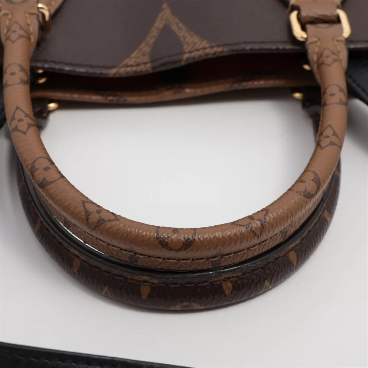 Giant Monogram Reverse On the Go MM M45321 FL3260 Brown RFID reaction available — view 5