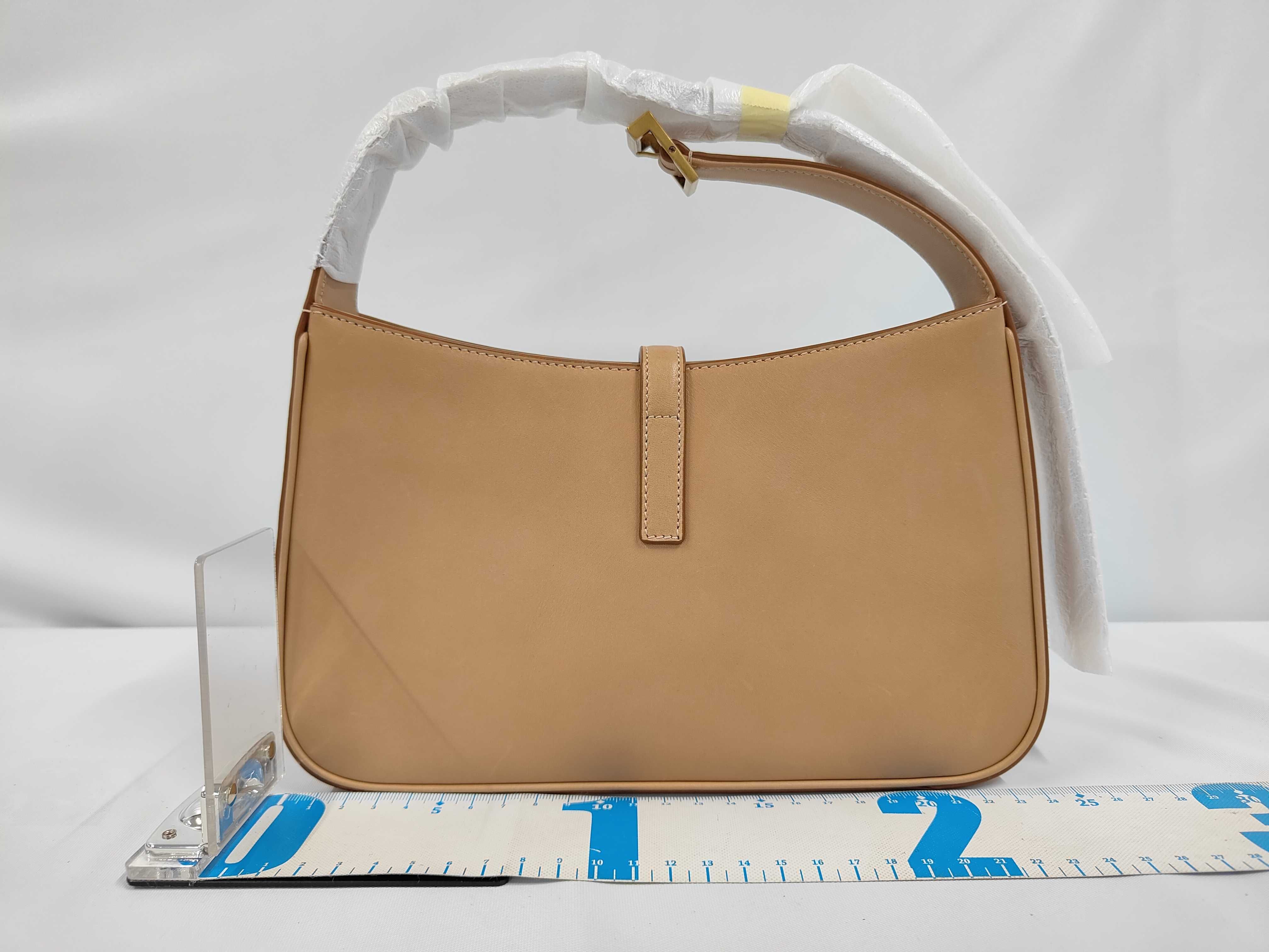 Hobo Bag Shoulder Bag — view 2