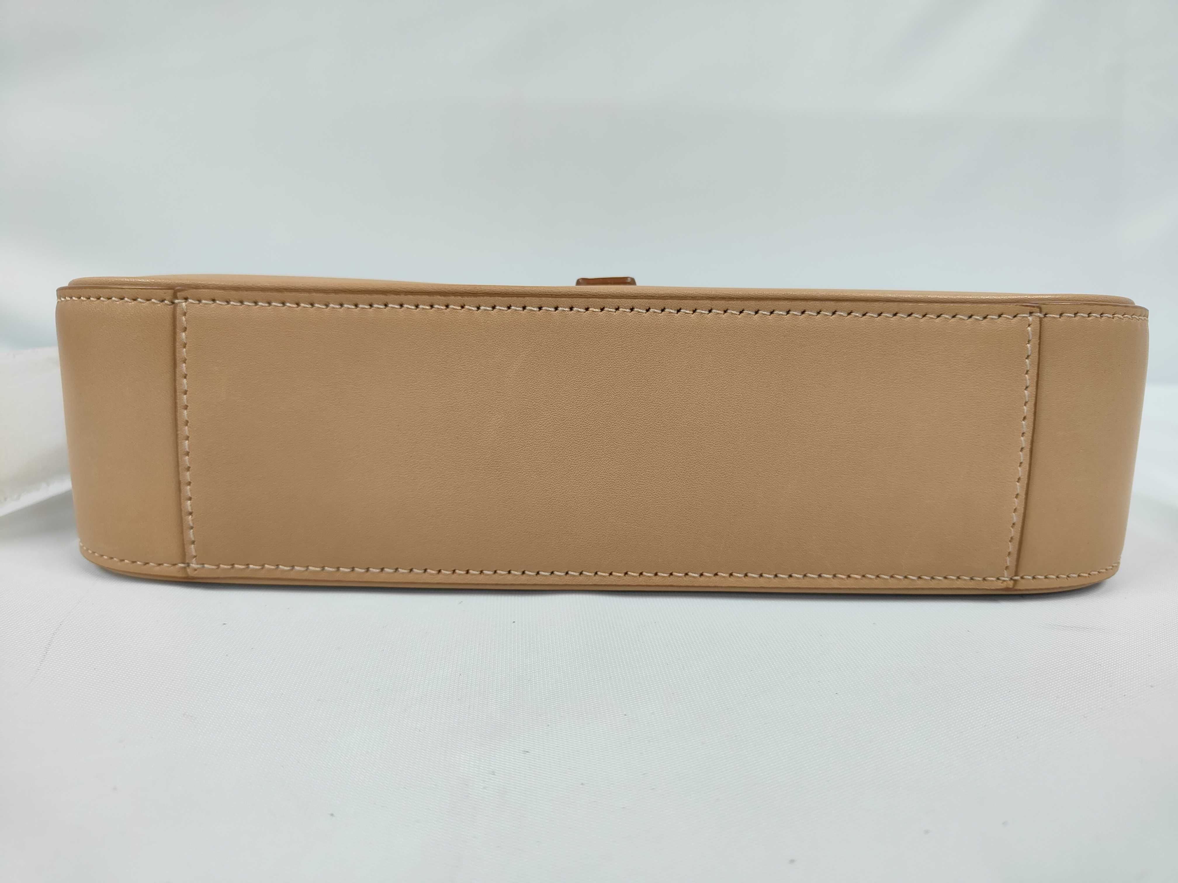 Hobo Bag Shoulder Bag — view 3