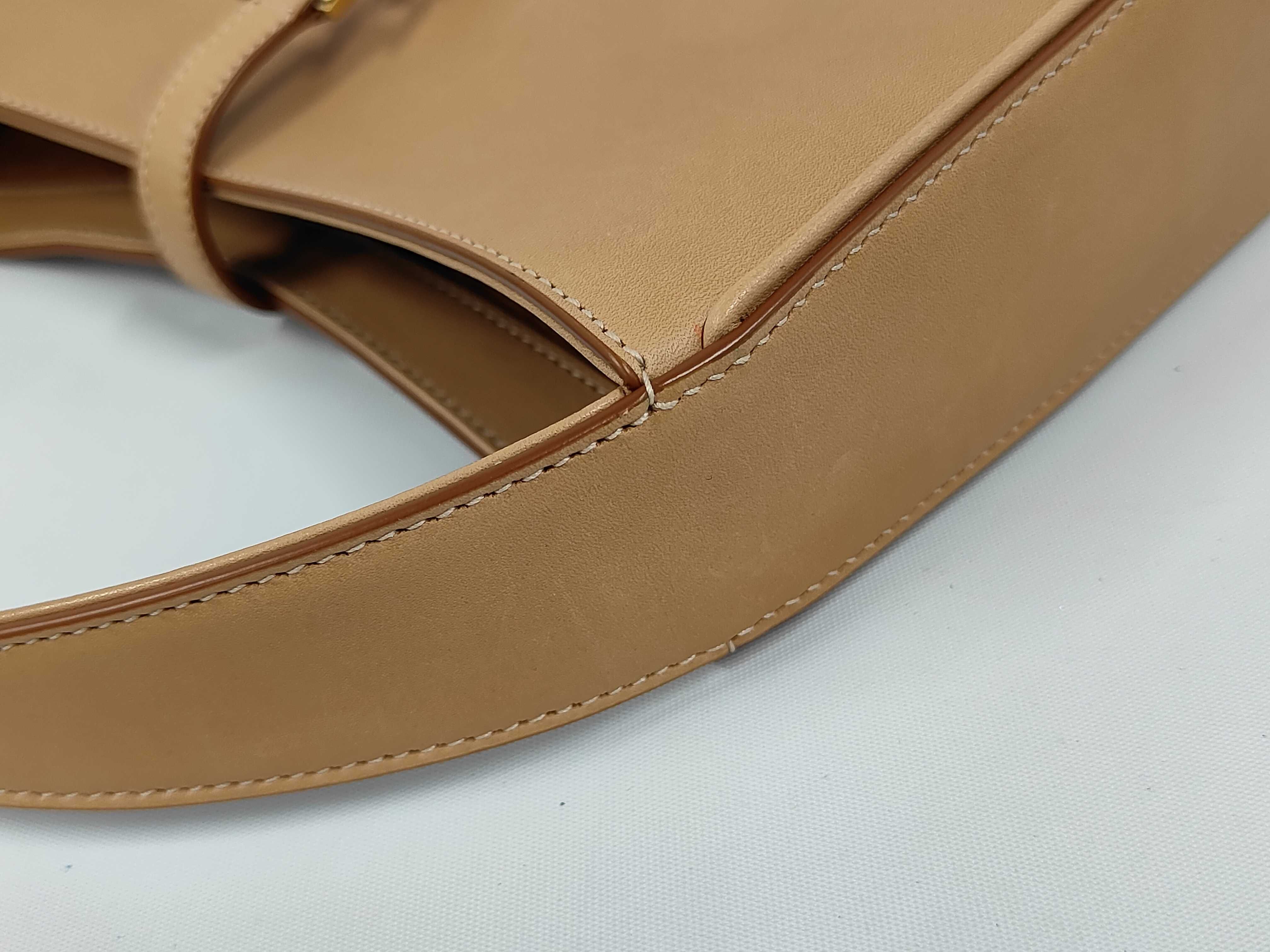 Hobo Bag Shoulder Bag — view 6