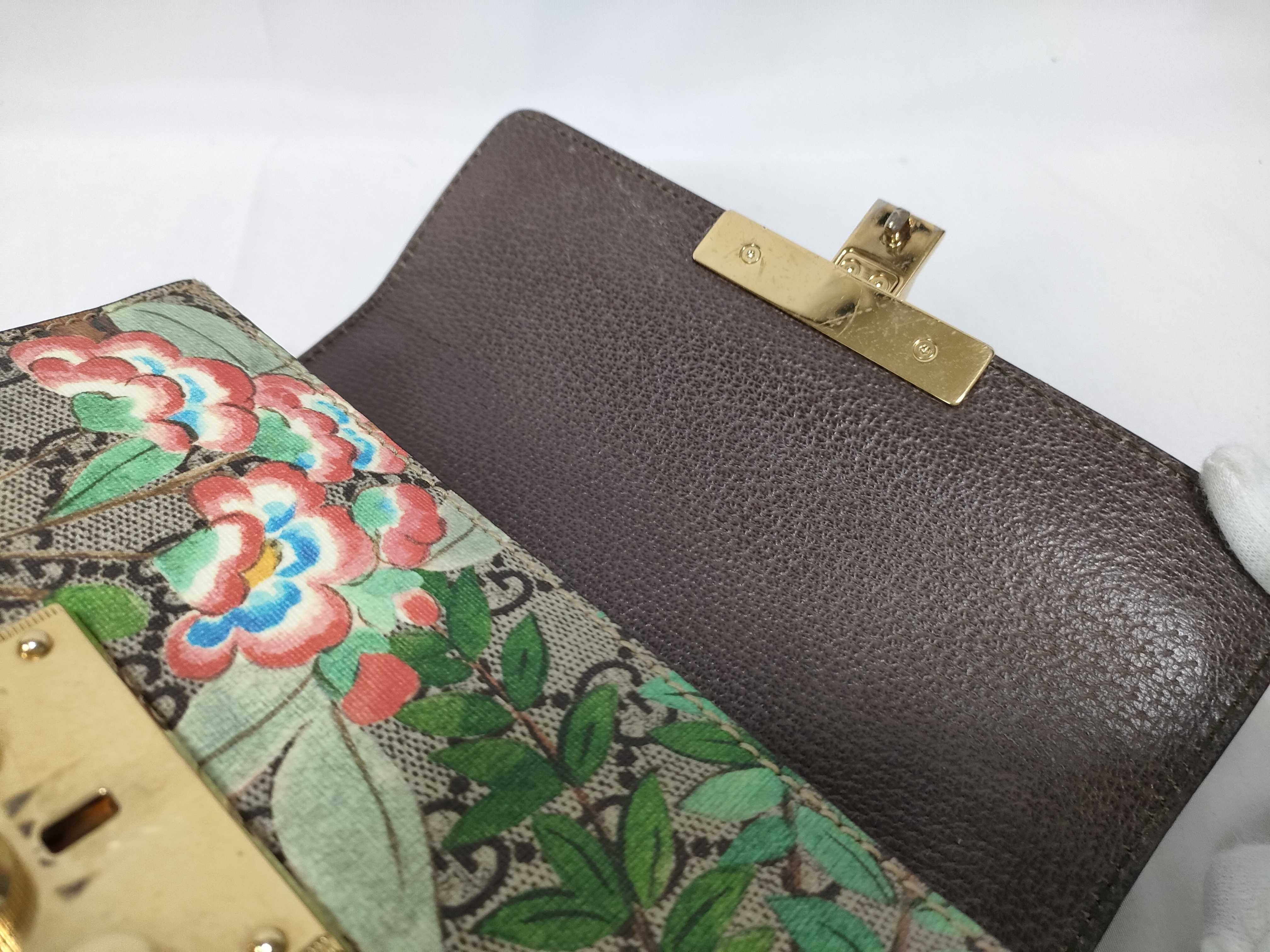 Padlock Chain Shoulder Bag GG Supreme Multi Shoulder Bag — view 10