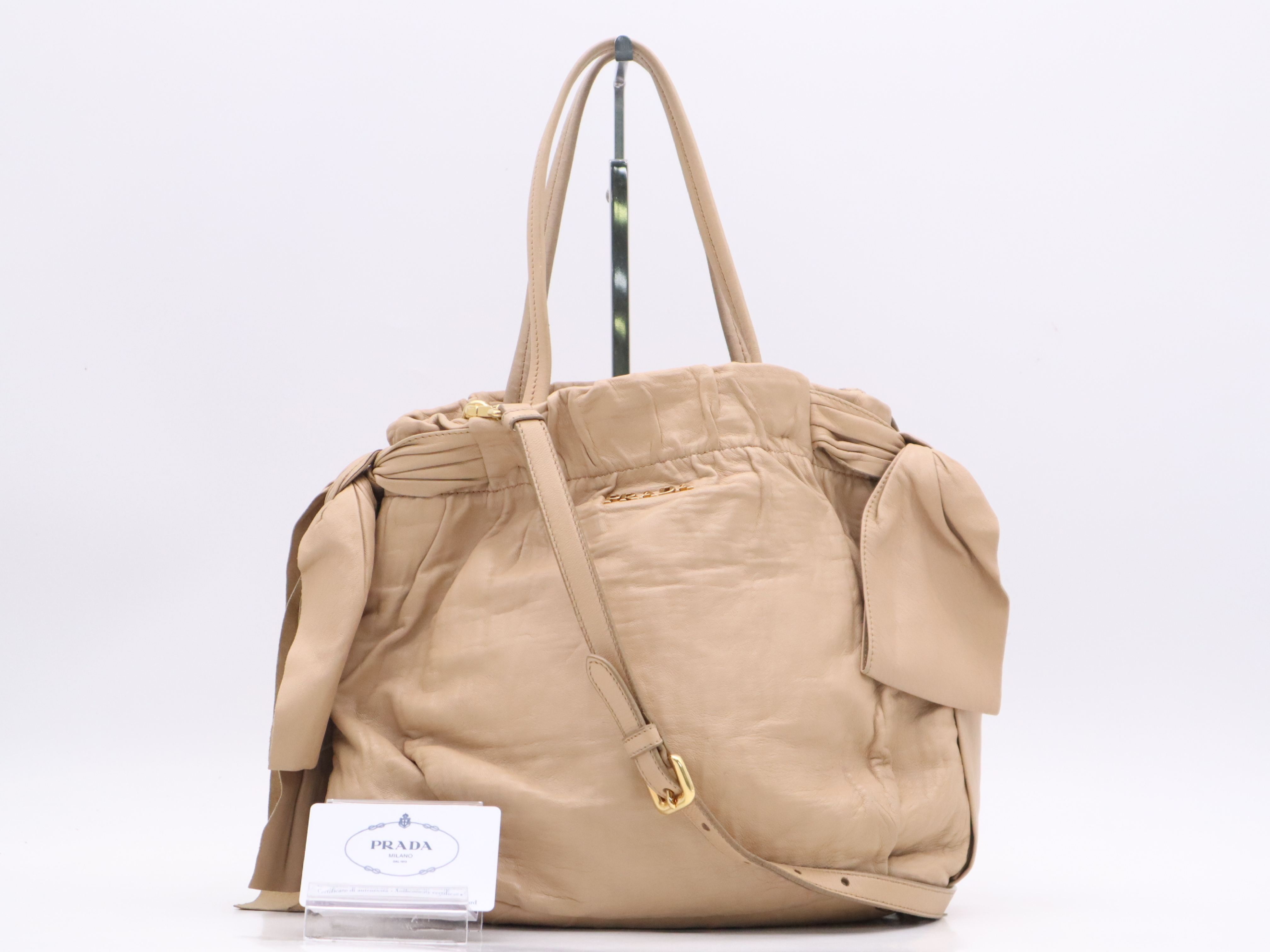 Leather Tote Bag, Beige, Gold Hardware, Shoulder Strap, Card Holder, Handbag