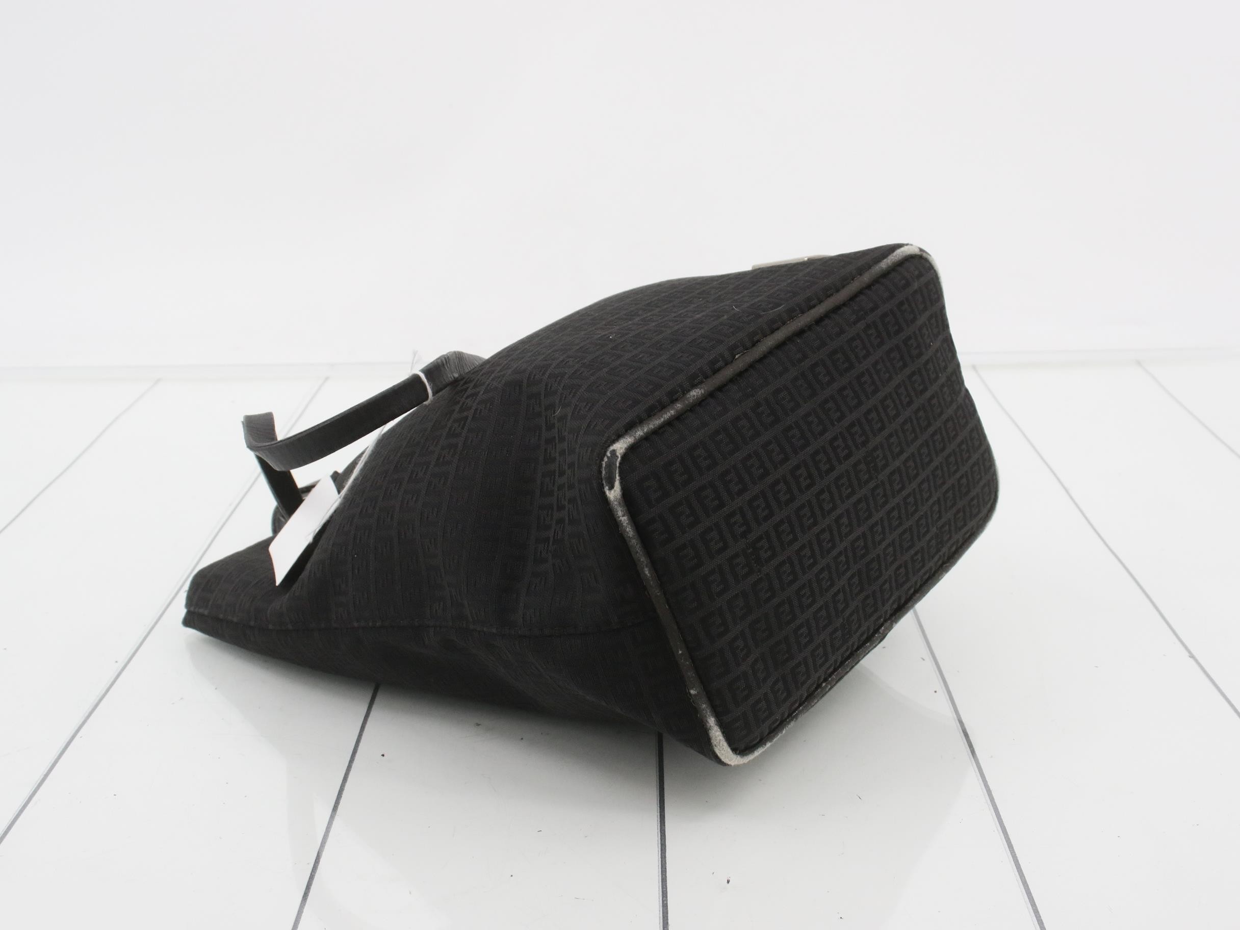 handbag — view 5