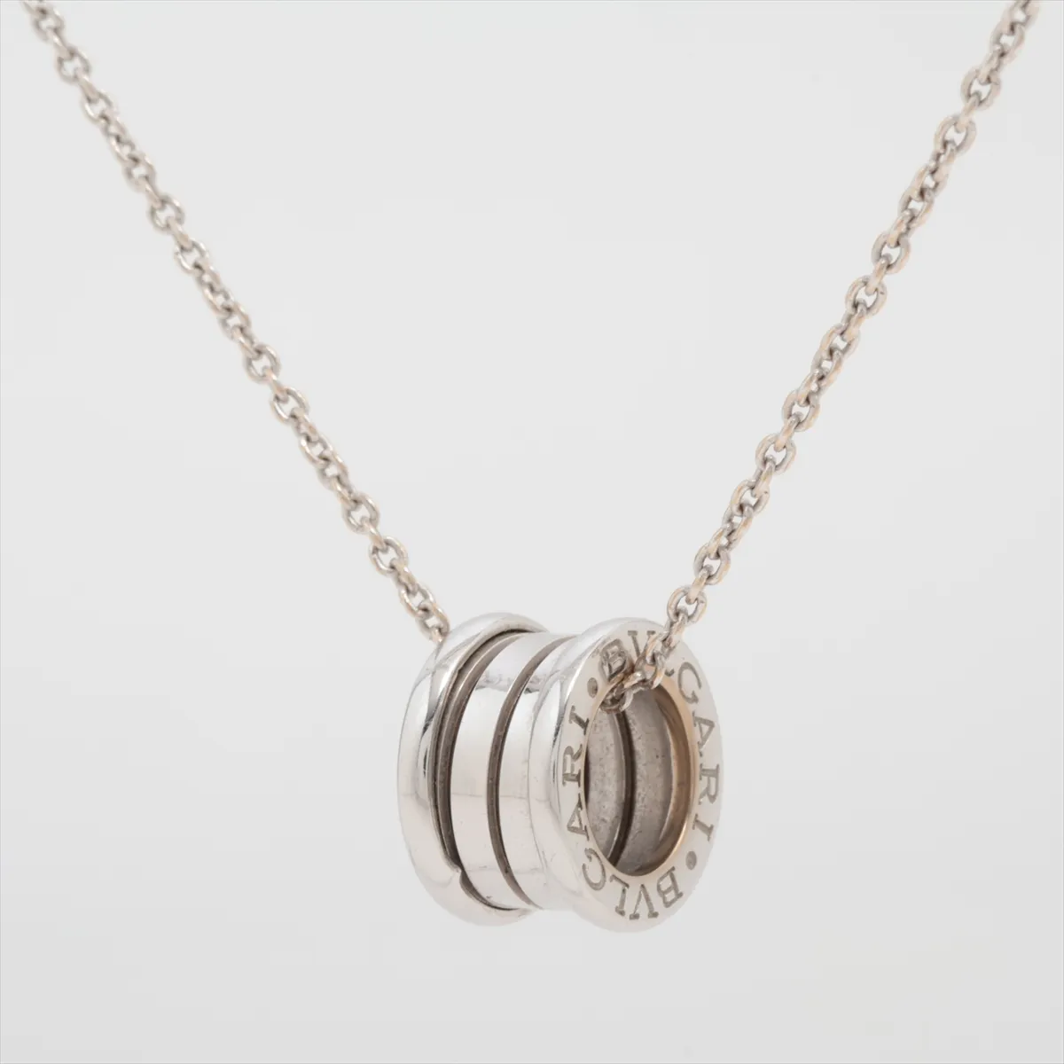 B.zero1 necklace, 750 (WG), 11.2g, engraved markings — view 2