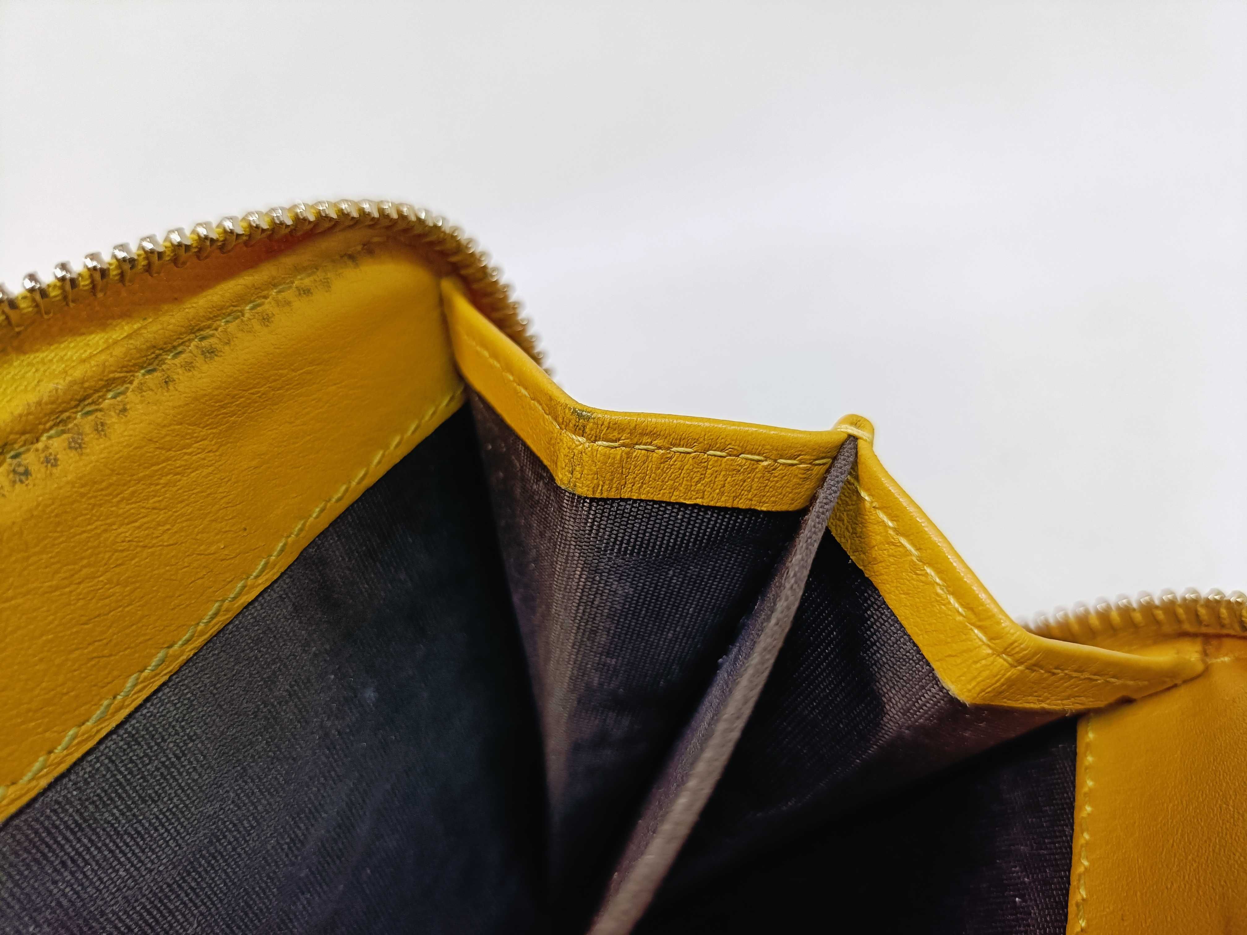 Guccissima Microguccissima Compact Zip Wallet — view 9