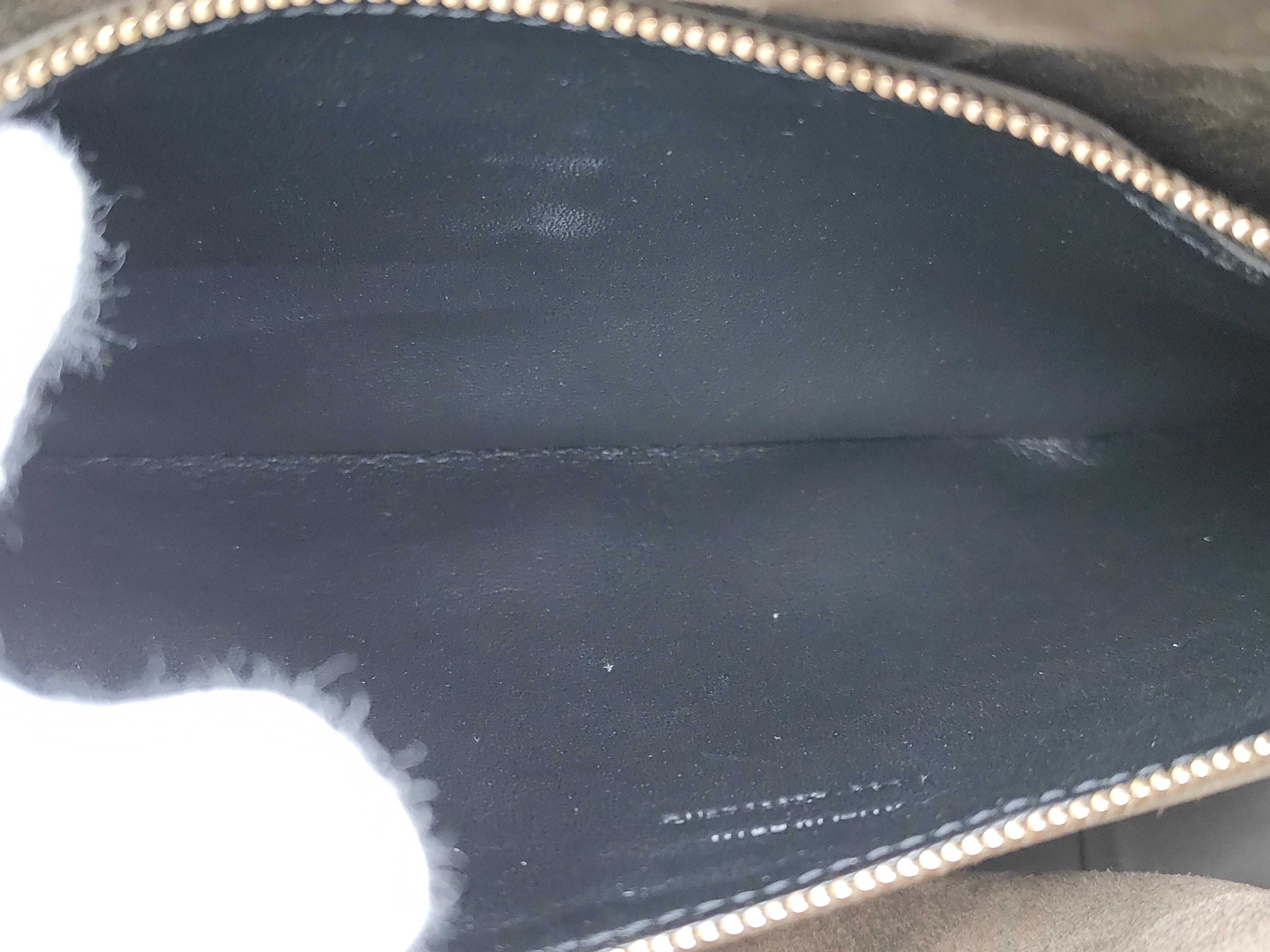 Leather Logo Hardware Semi-Shoulder Bag — view 9