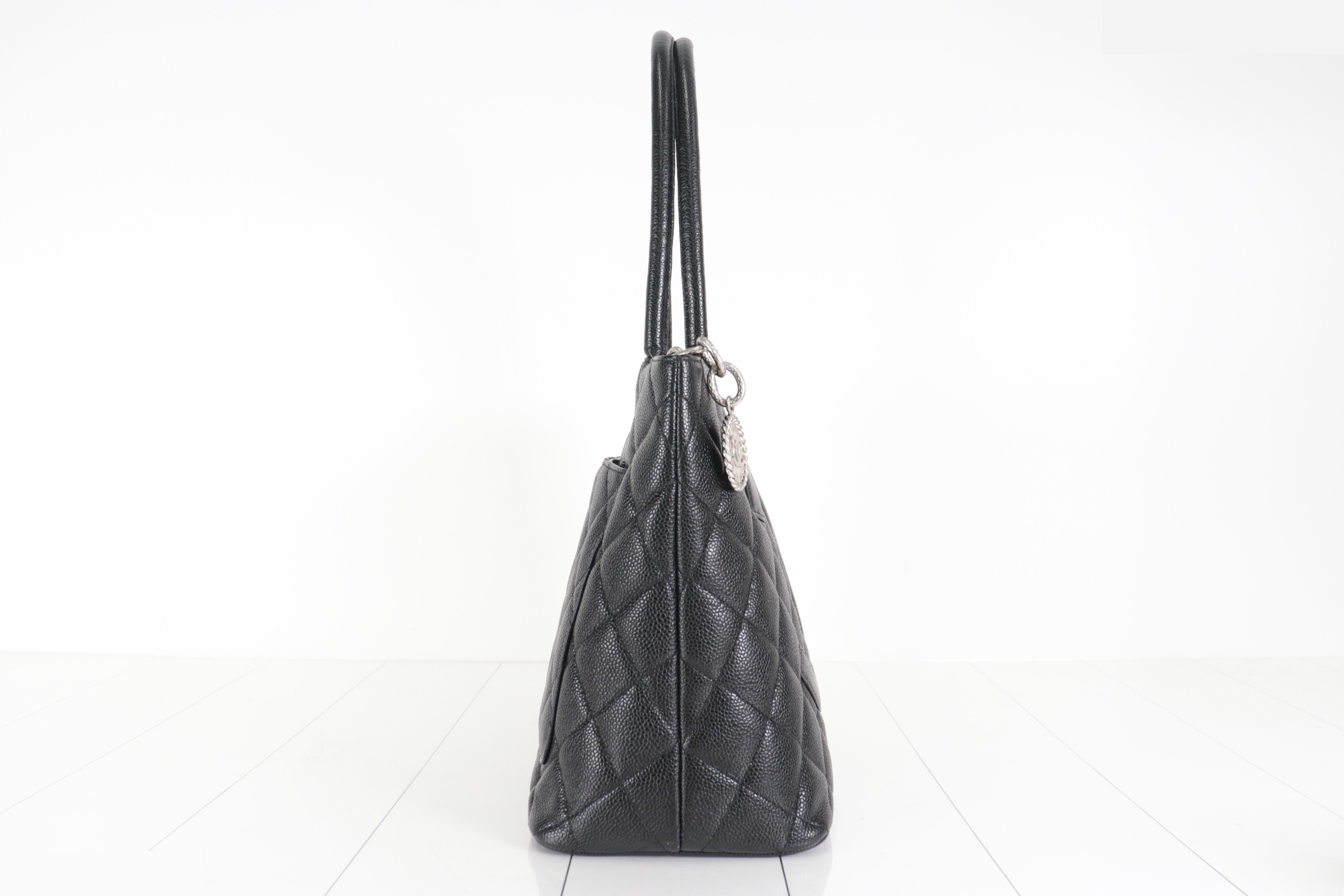 Reissue Tote Bag, Caviar, No. 9 — view 4