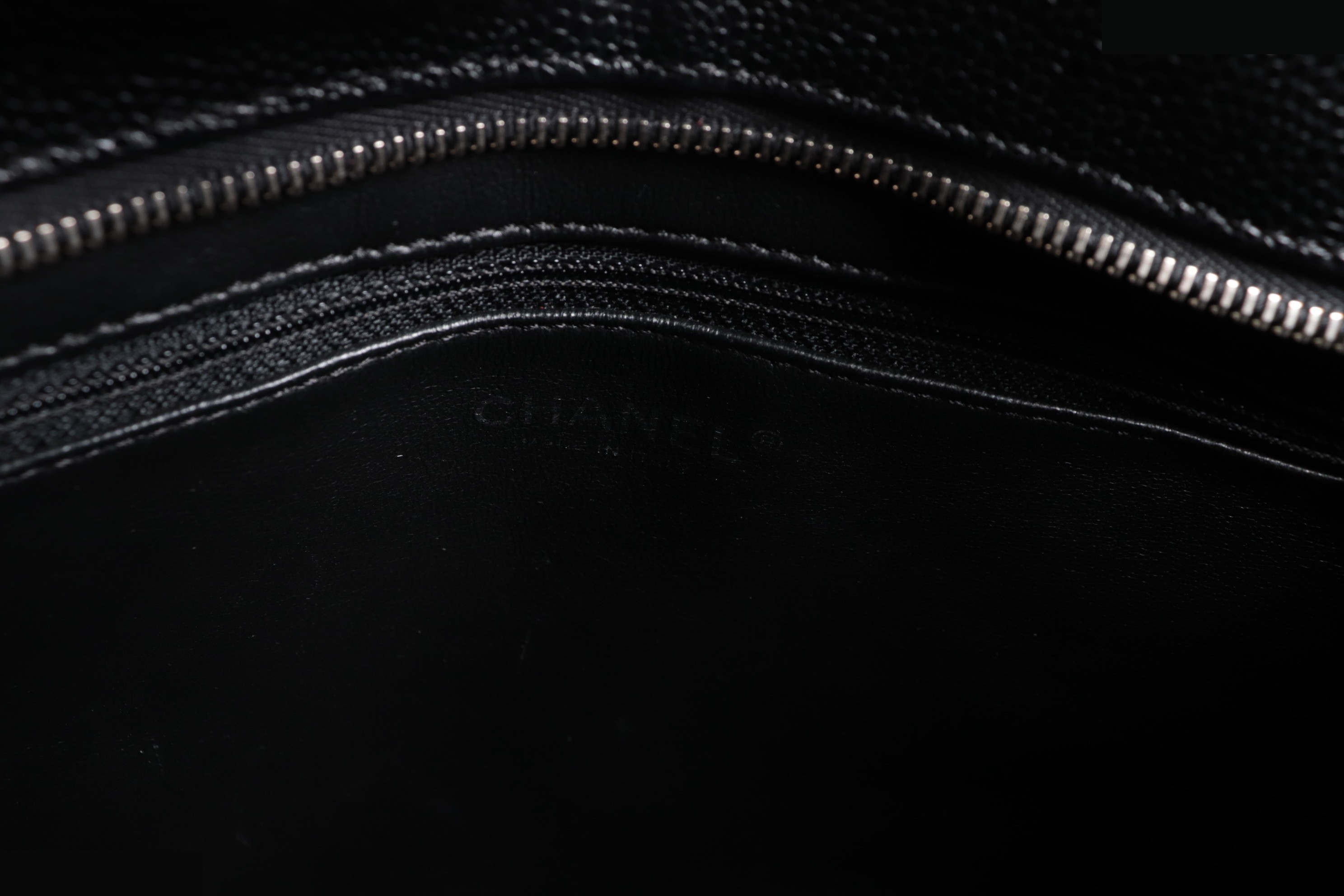 Reissue Tote Bag, Caviar, No. 9 — view 7