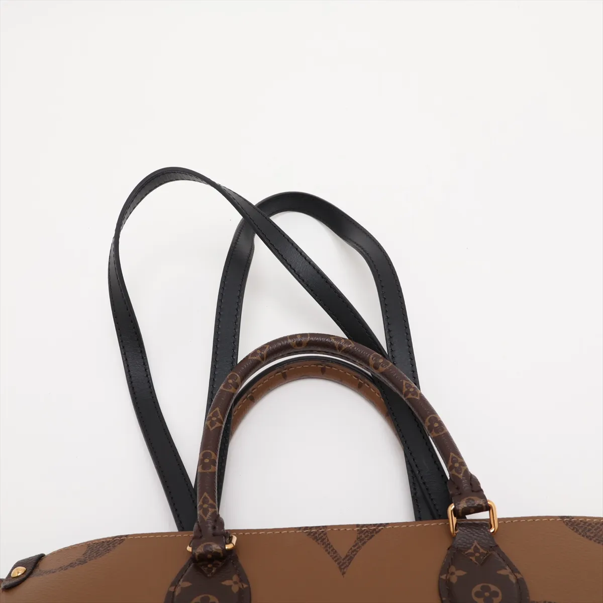 Giant Monogram Reverse OnTheGo MM M45321 Brown (RFID detected) — view 6