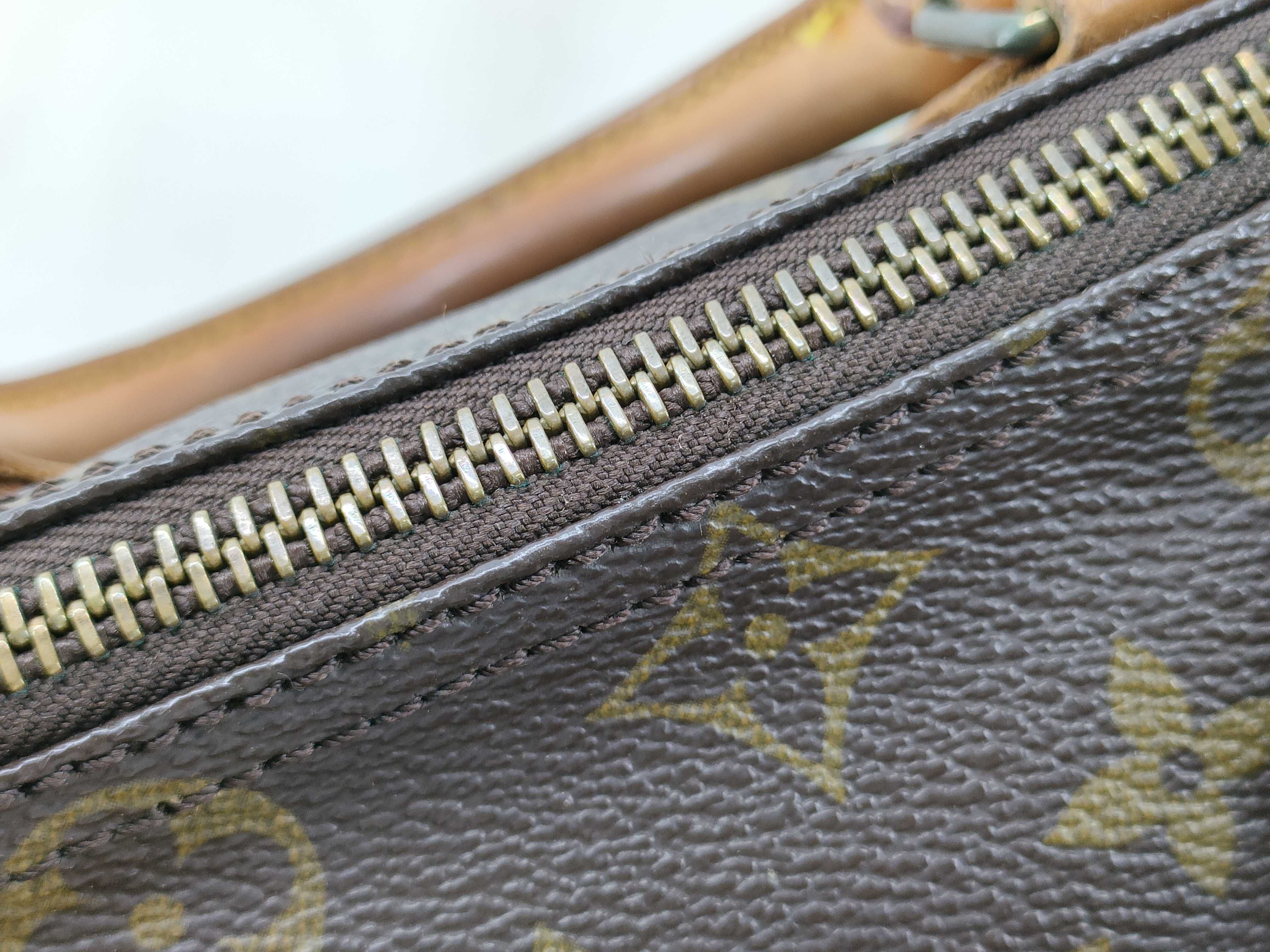 Monogram Louis Vuitton Speedy 25 M41528 MI862 Boston Bag — view 9