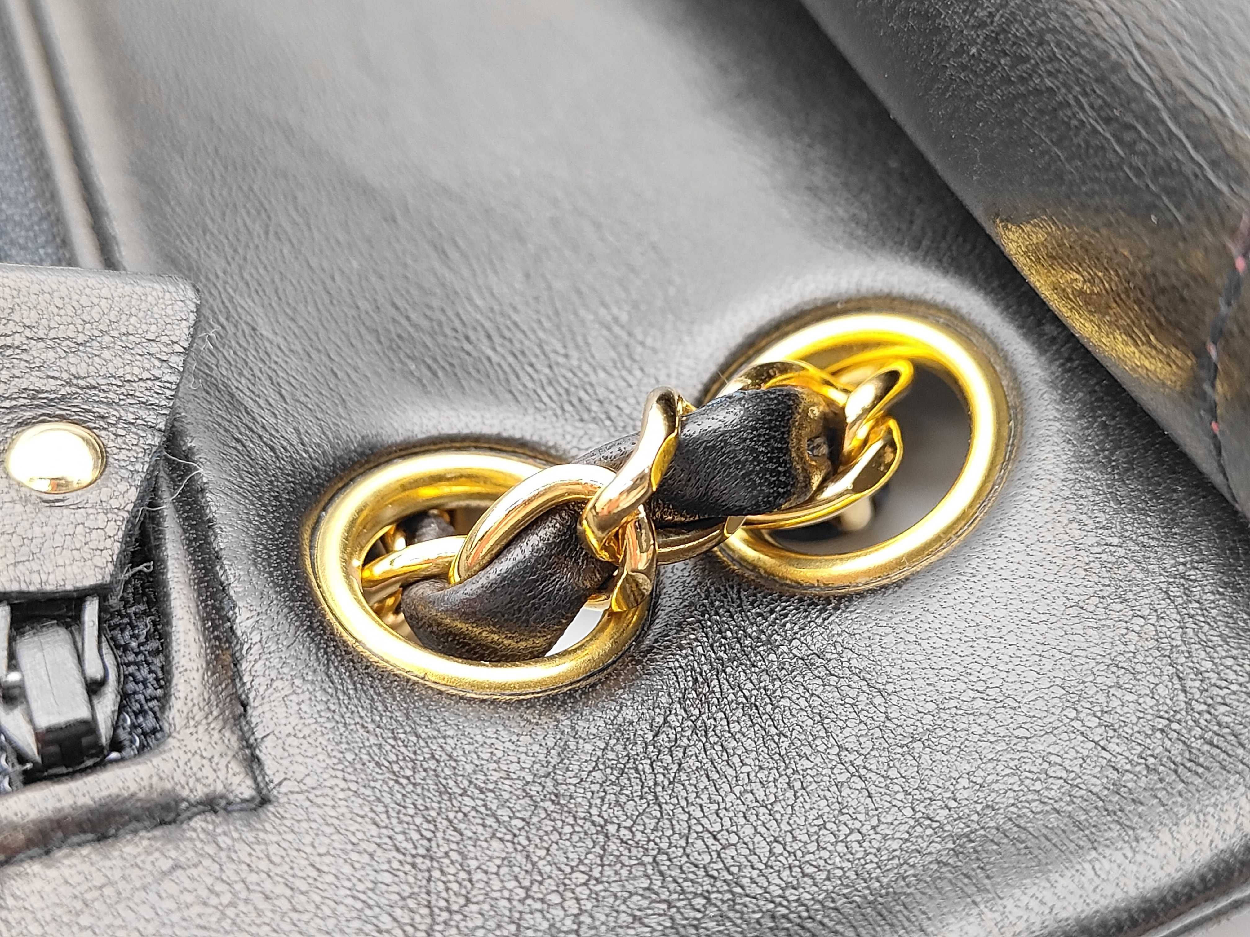 Matelassé Shoulder Bag — view 5