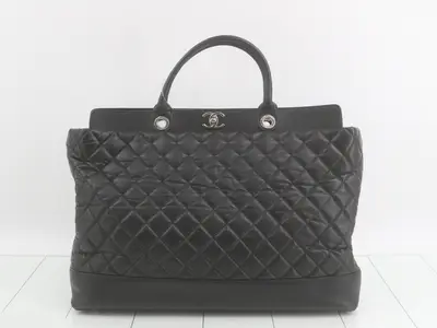 Matelassé Lambskin 2-Way Tote Bag