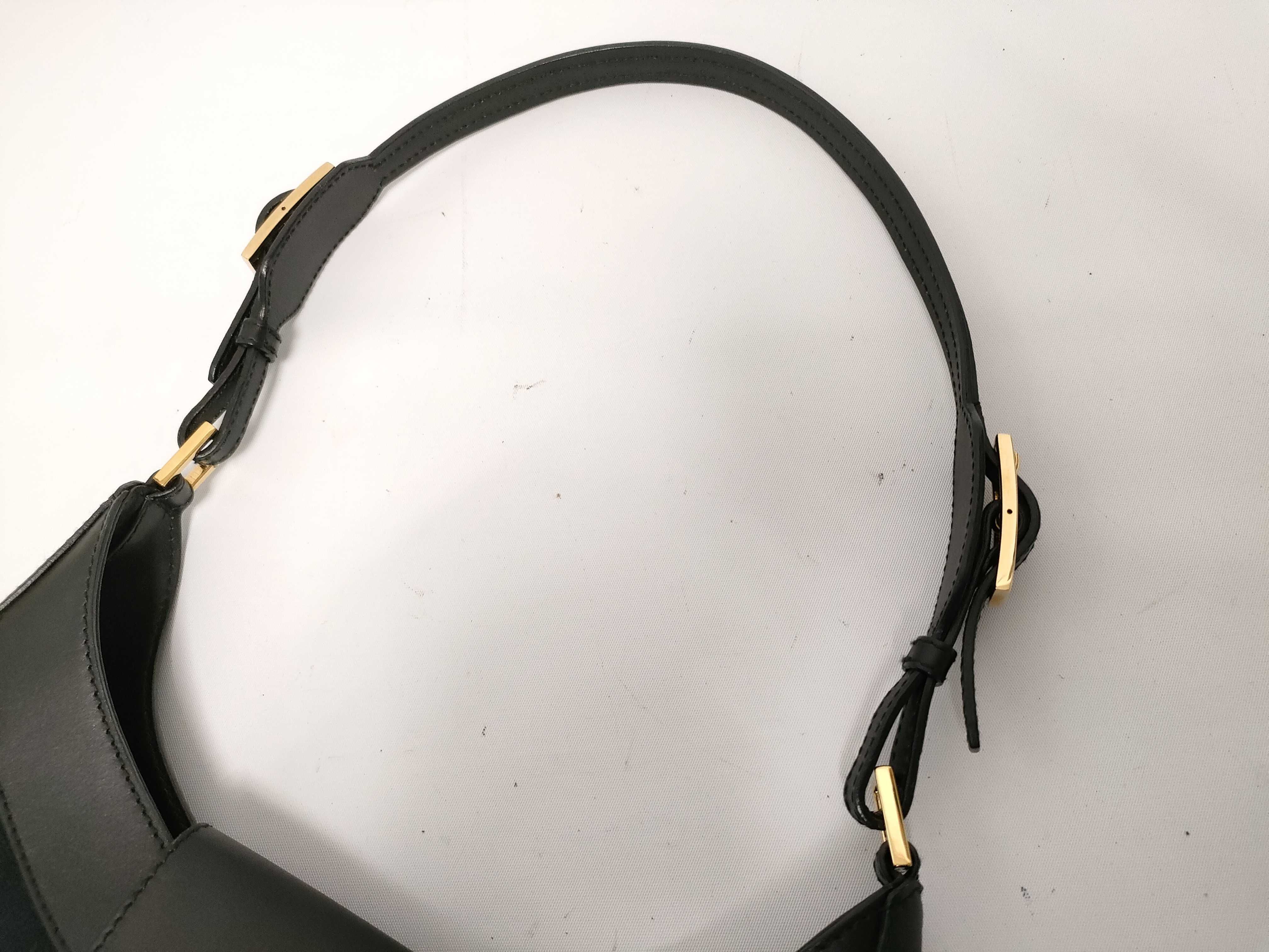 GG Canvas One-Shoulder Bag — view 3