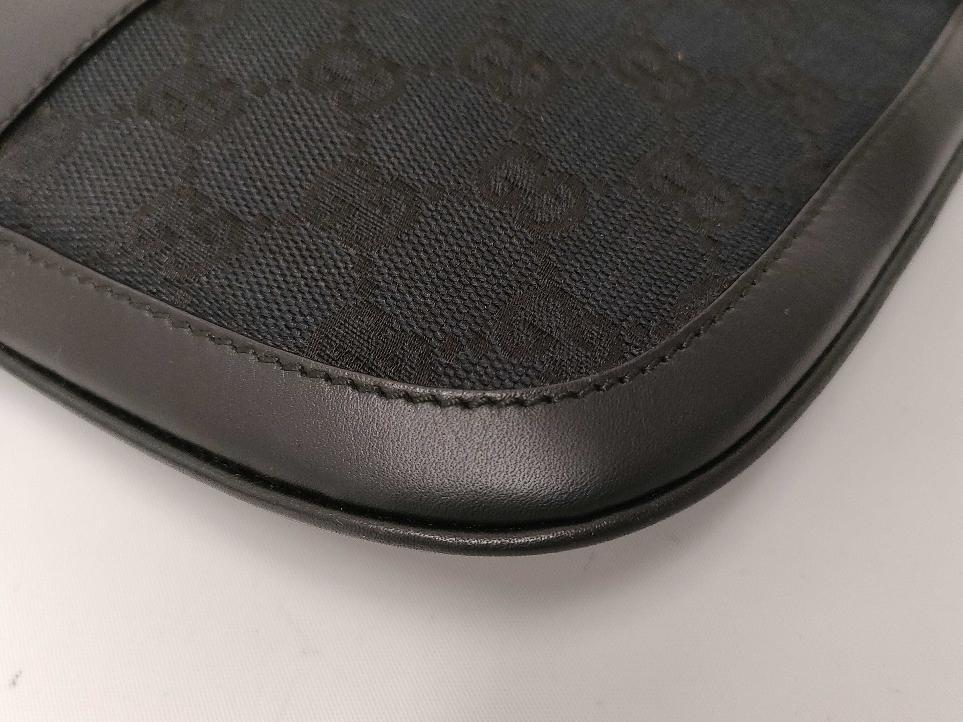 GG Canvas One-Shoulder Bag — view 7