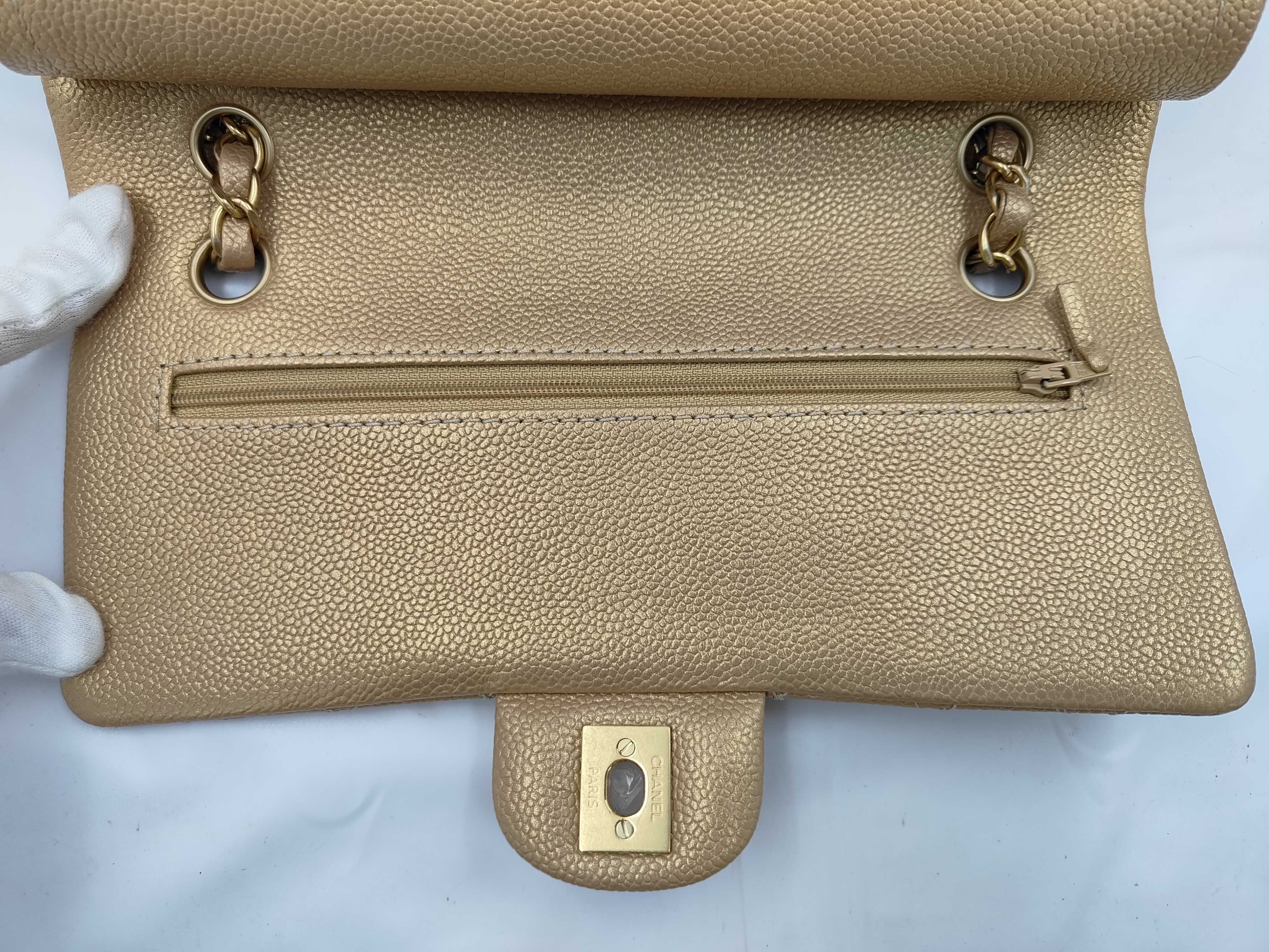 Matelassé 25 Double Flap Caviar Champagne Chain Shoulder Bag — view 7