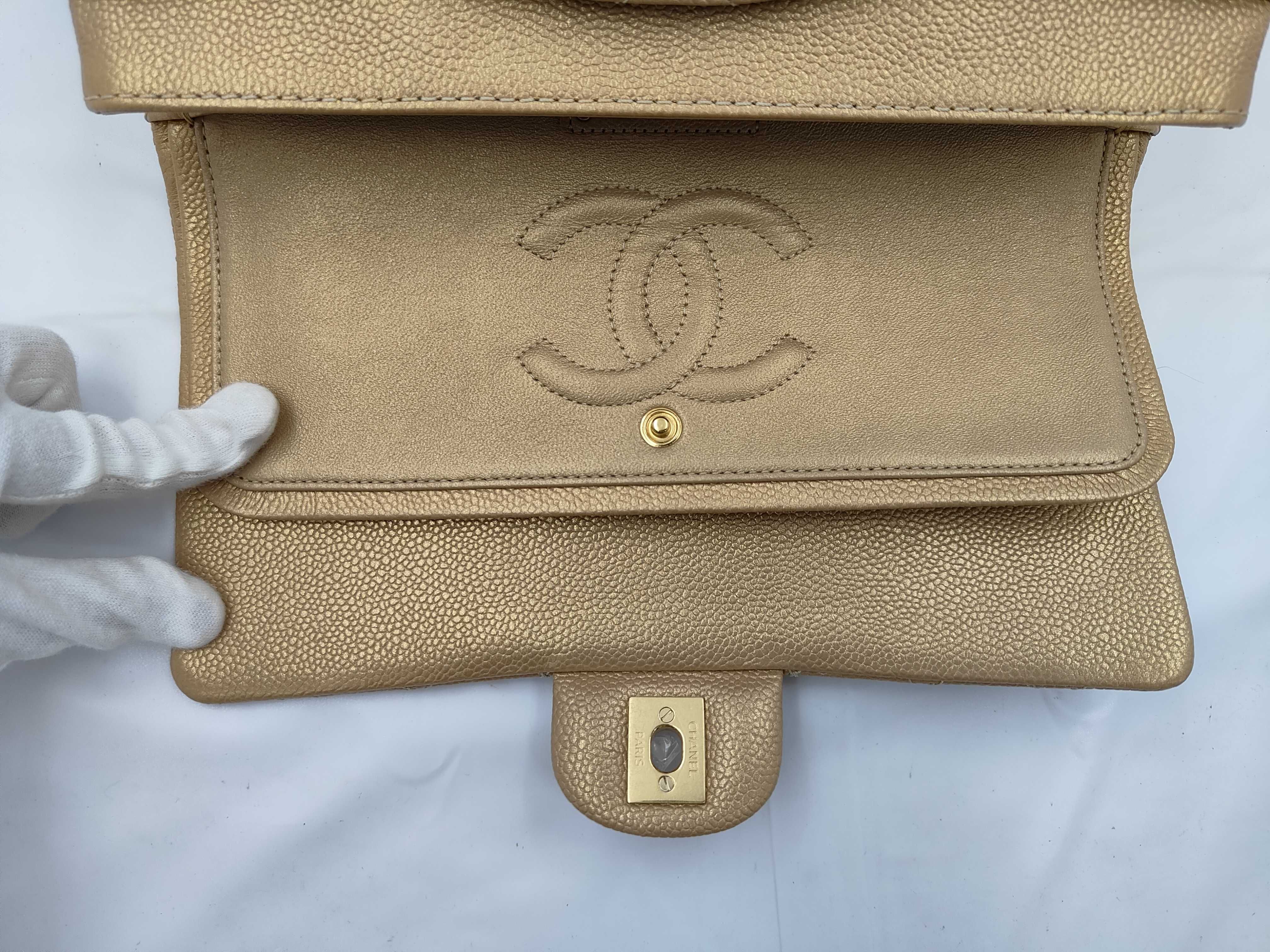 Matelassé 25 Double Flap Caviar Champagne Chain Shoulder Bag — view 8
