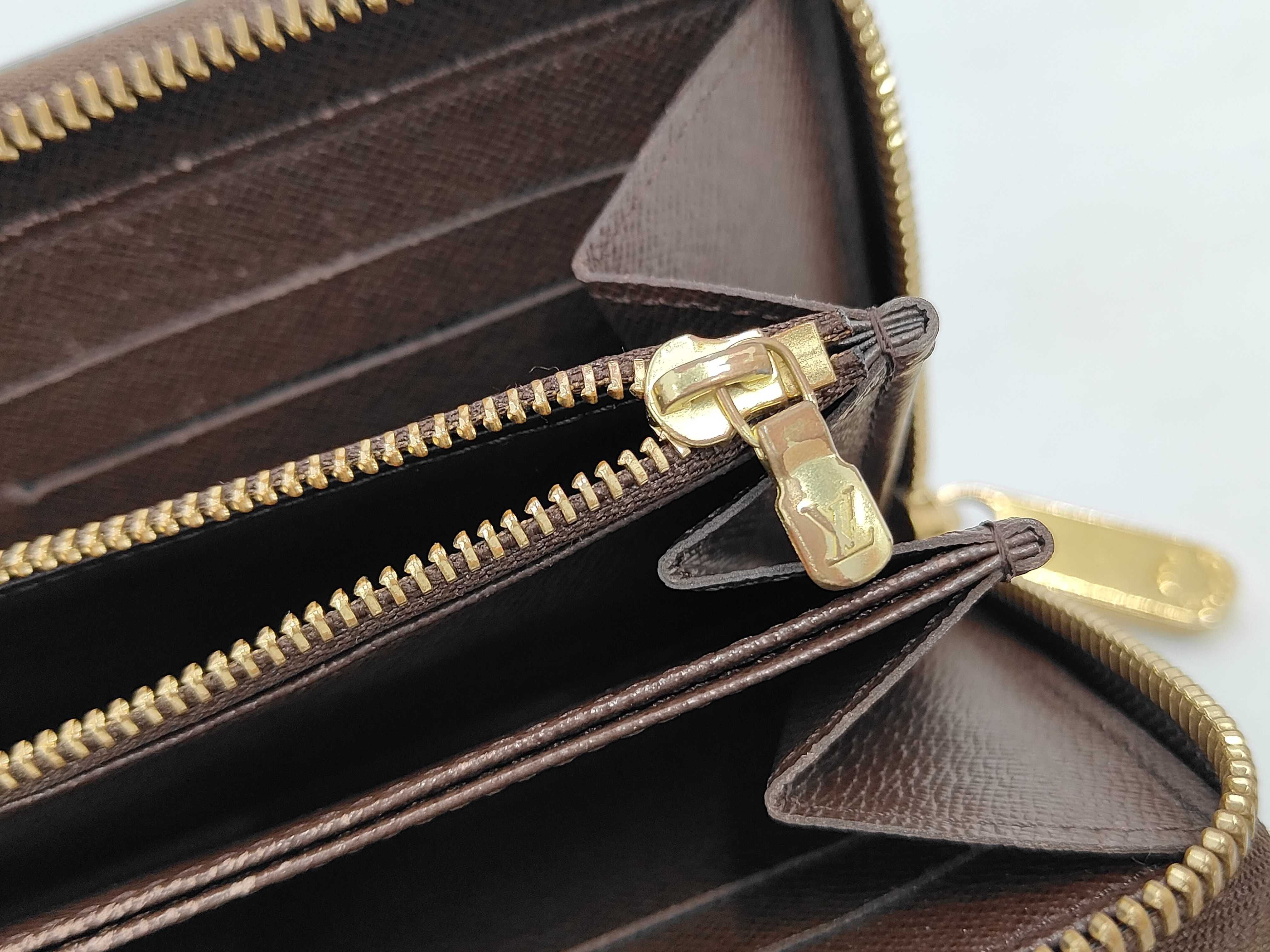 Damier LV Damier Long Wallet with Box and Dust Bag — view 9