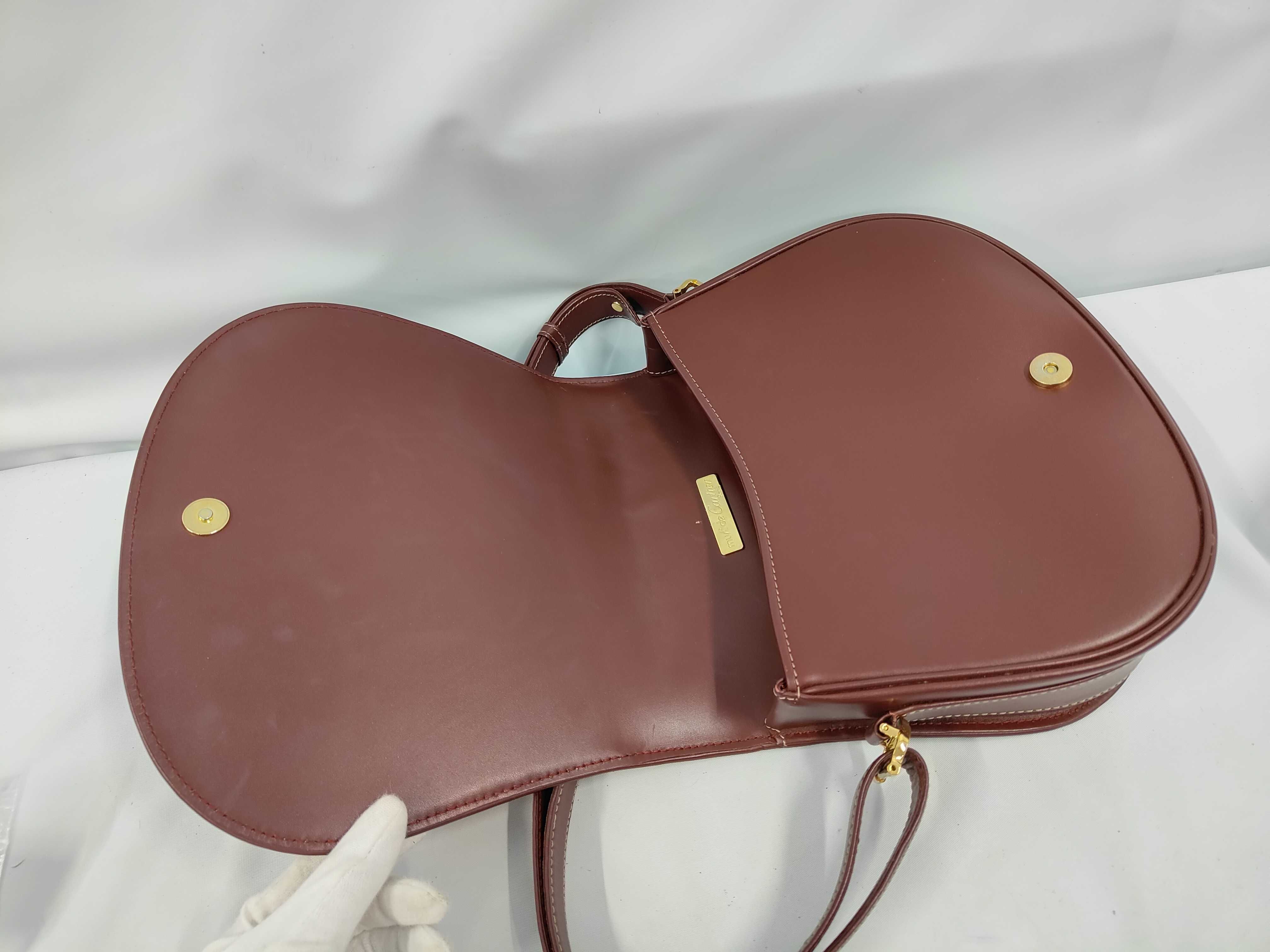 Must Line Leather Shoulder Bag — view 7