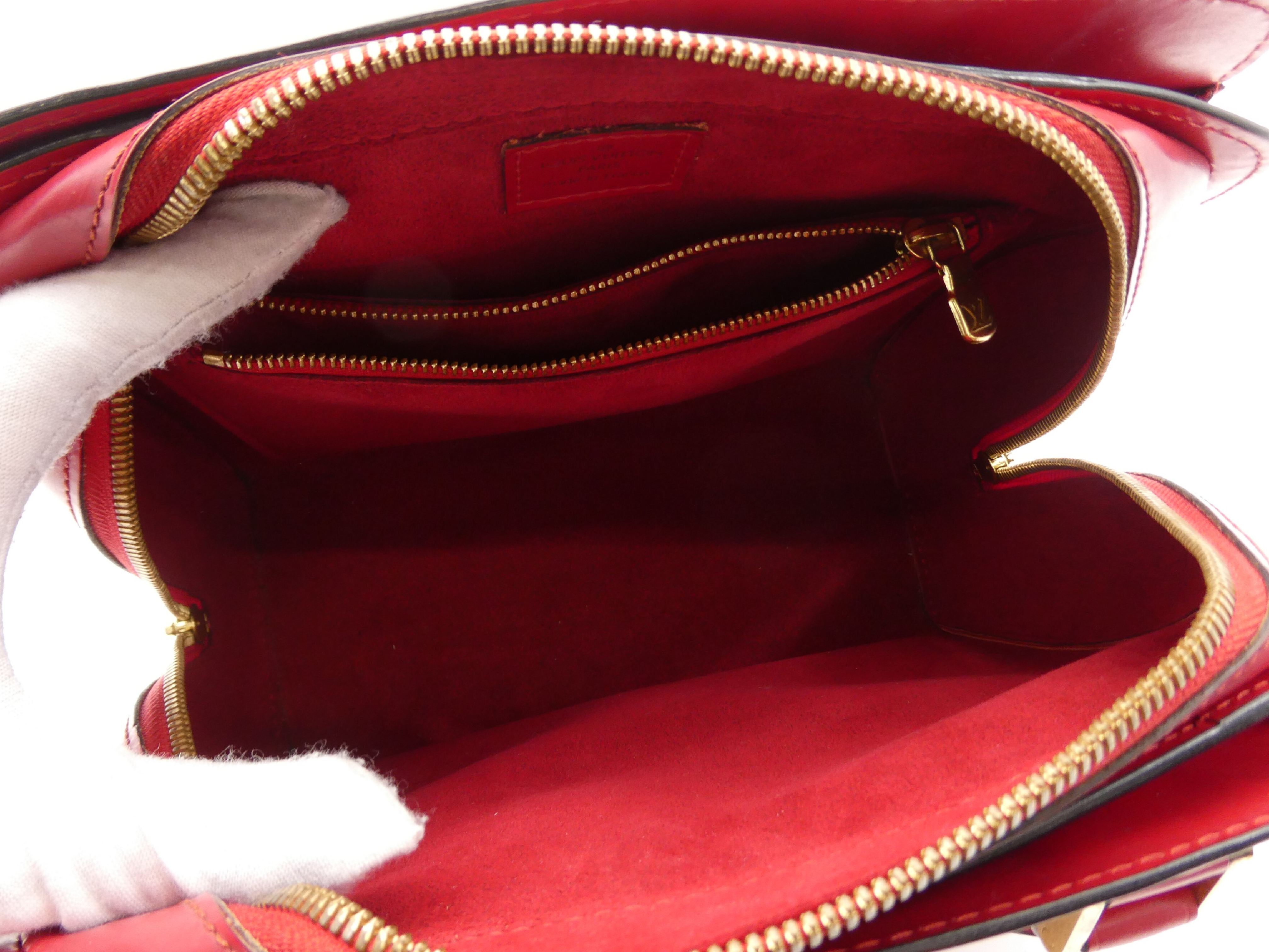 Epi Pont Neuf Handbag — view 7