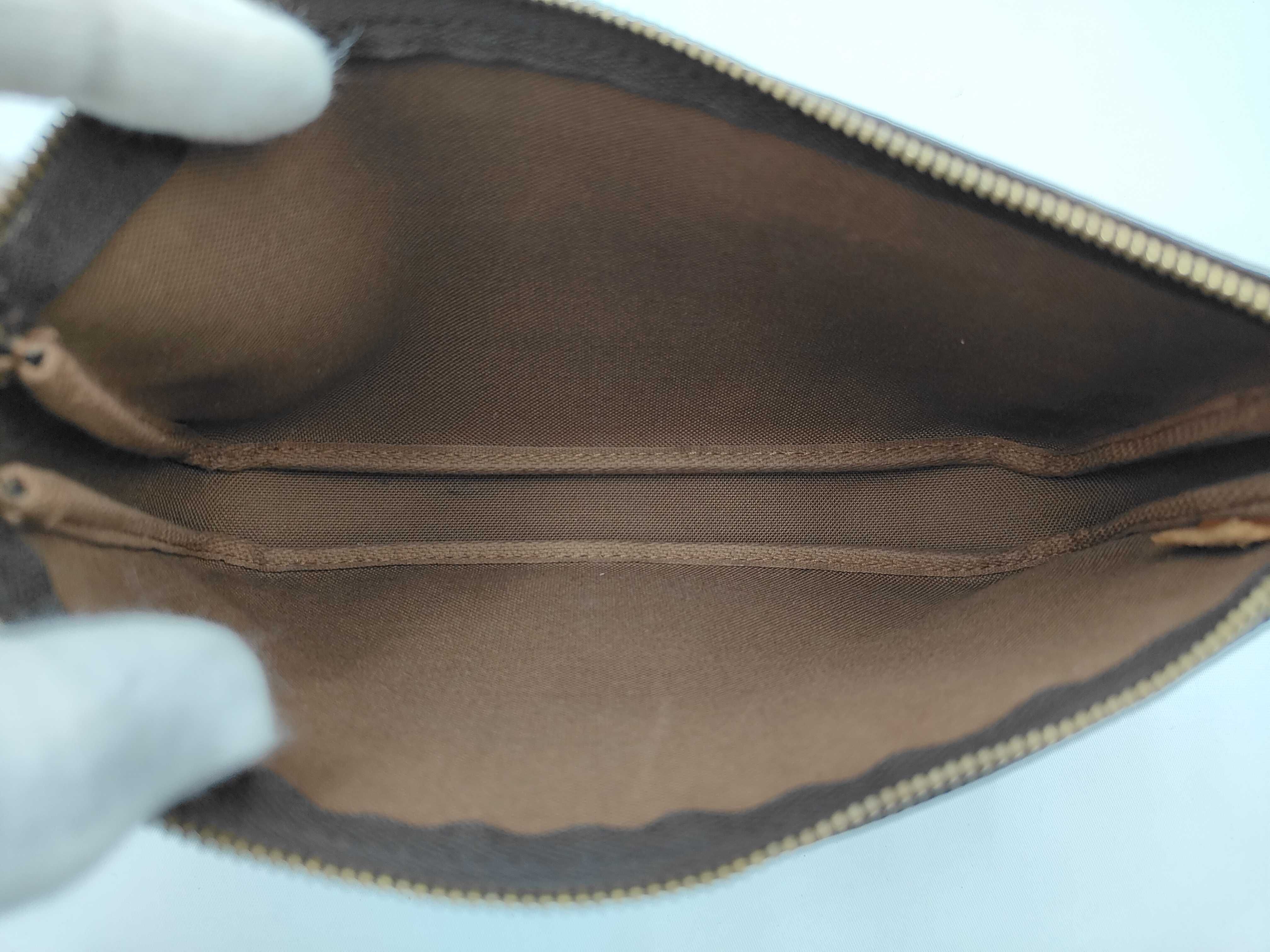 Monogram Louis Vuitton Monogram Accessoires VI0022 Handbag — view 8